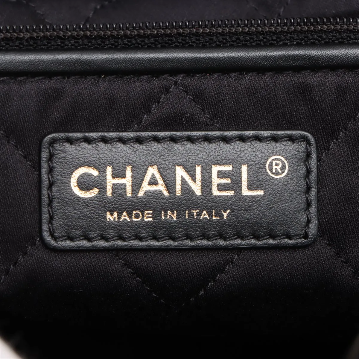 [Individually wrapped] Chanel 22 Small Leather Chain Shoulder Bag Black Gold Hardware CNPTEGA3 Random Plate AS3260 — view 10