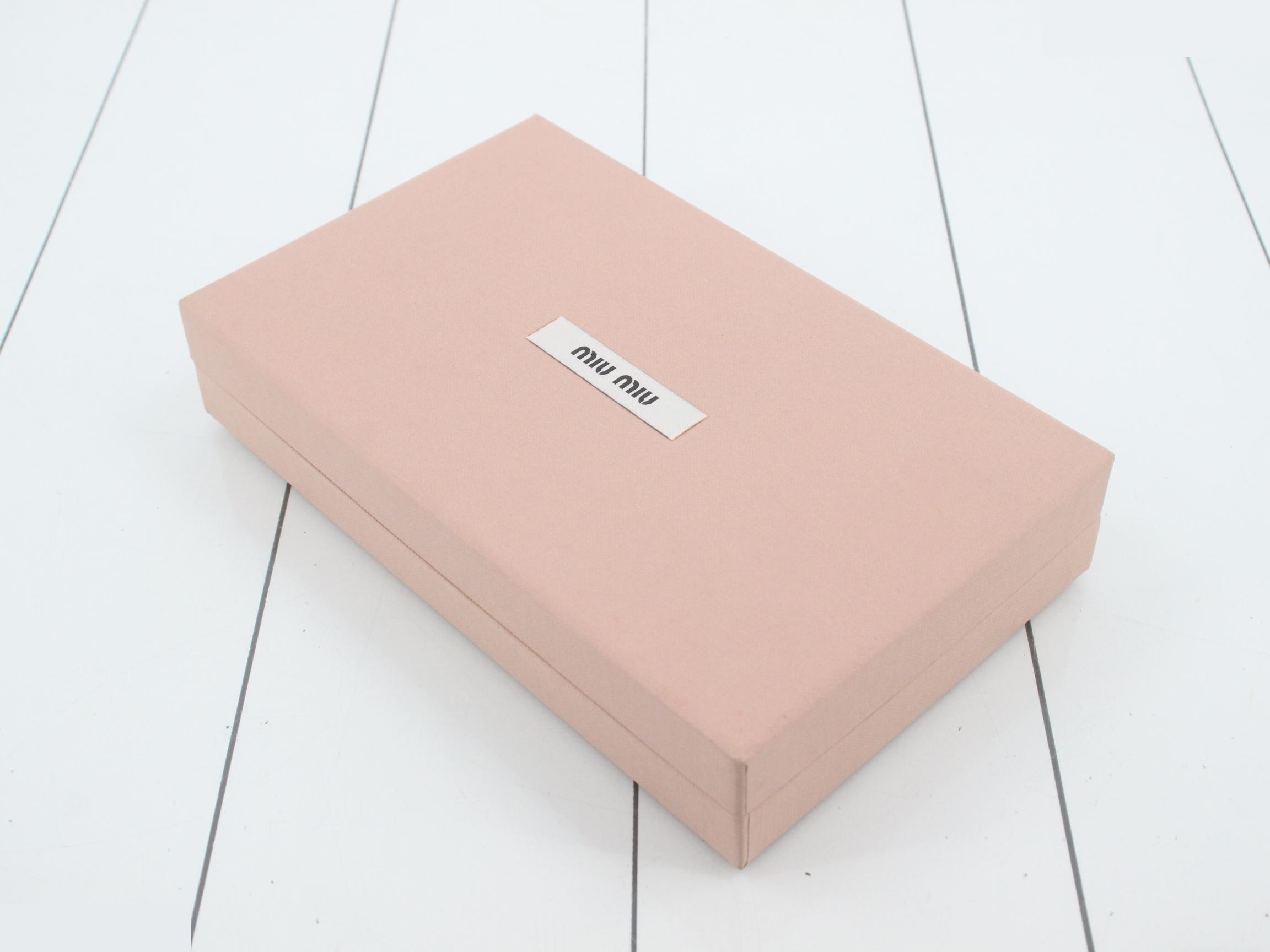 Matelassé (bags) and wallets — view 5
