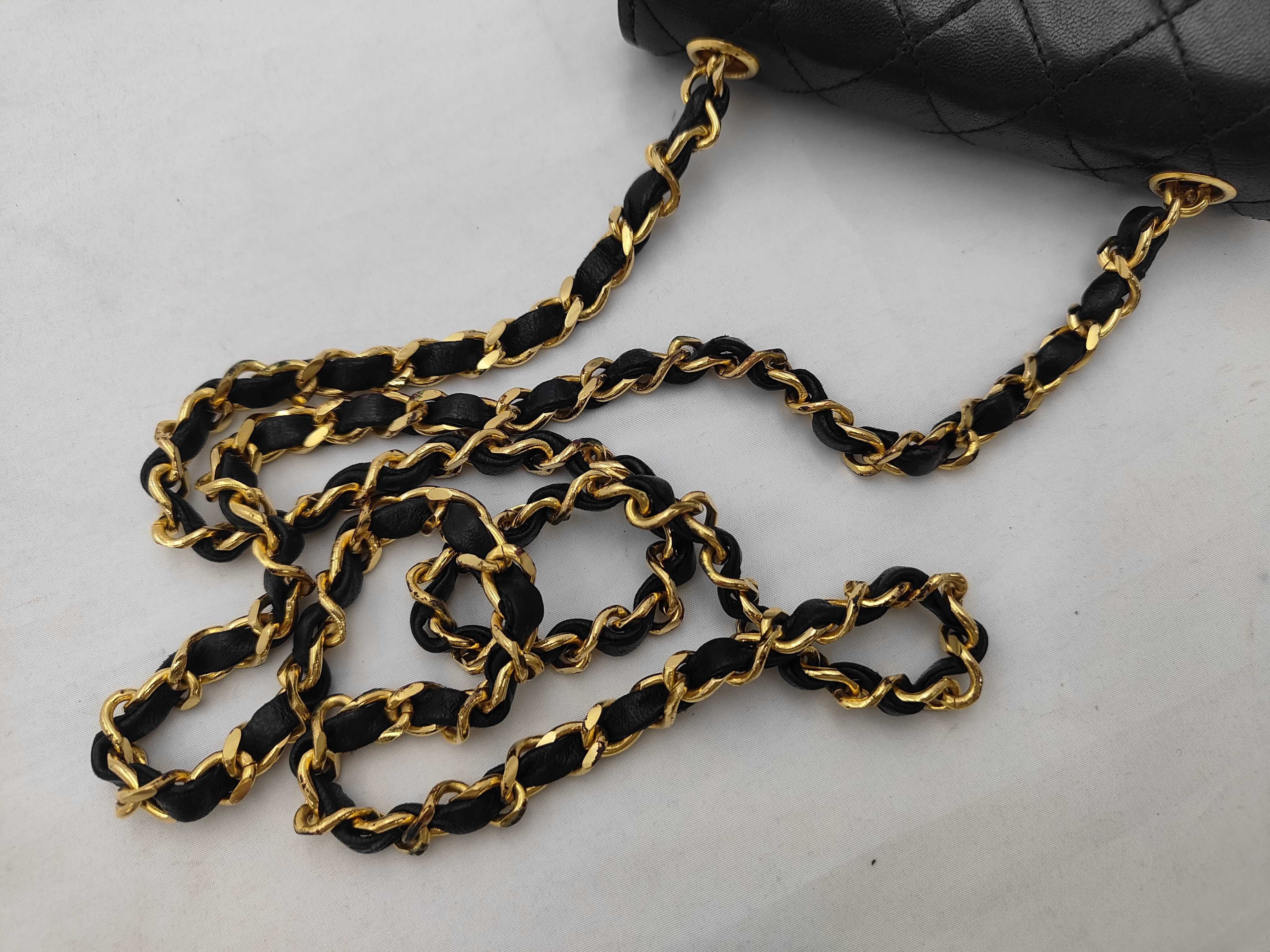 Matelassé Lambskin Chain Shoulder Bag — view 3