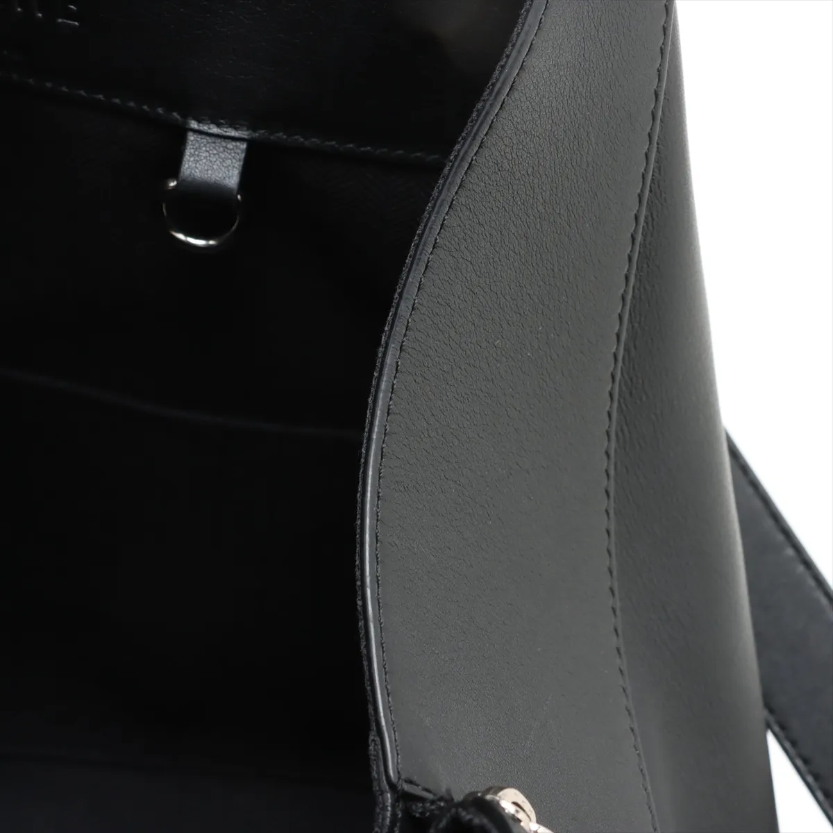 Hammock Medium Leather 2WAY Handbag Black — view 11