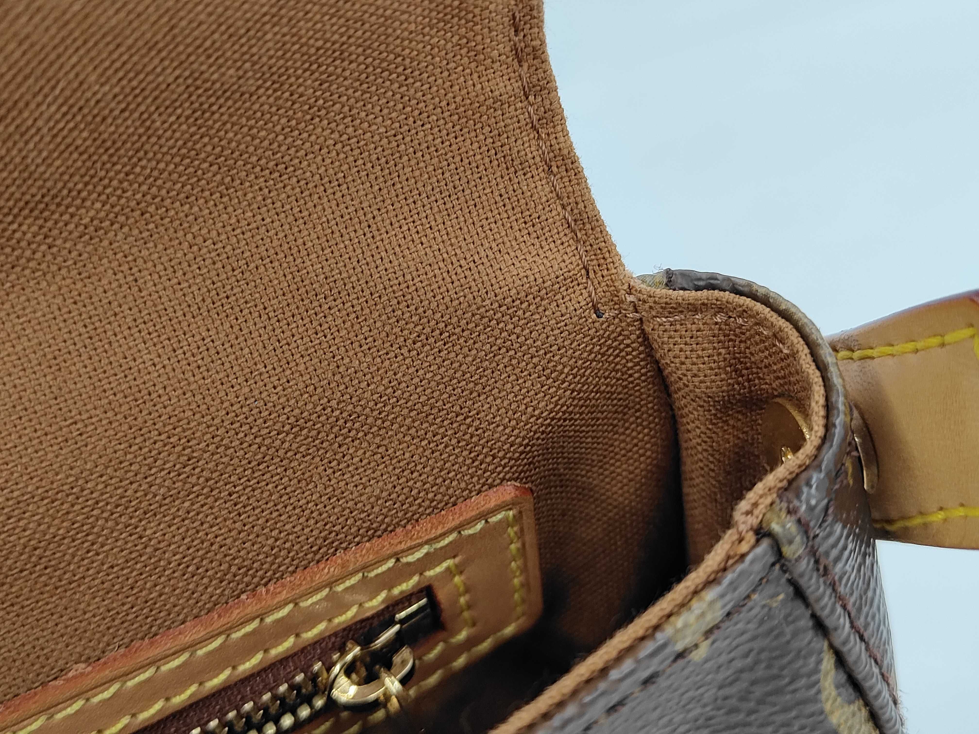 Monogram Louis Vuitton Monogram Mini Looping Handbag — view 9