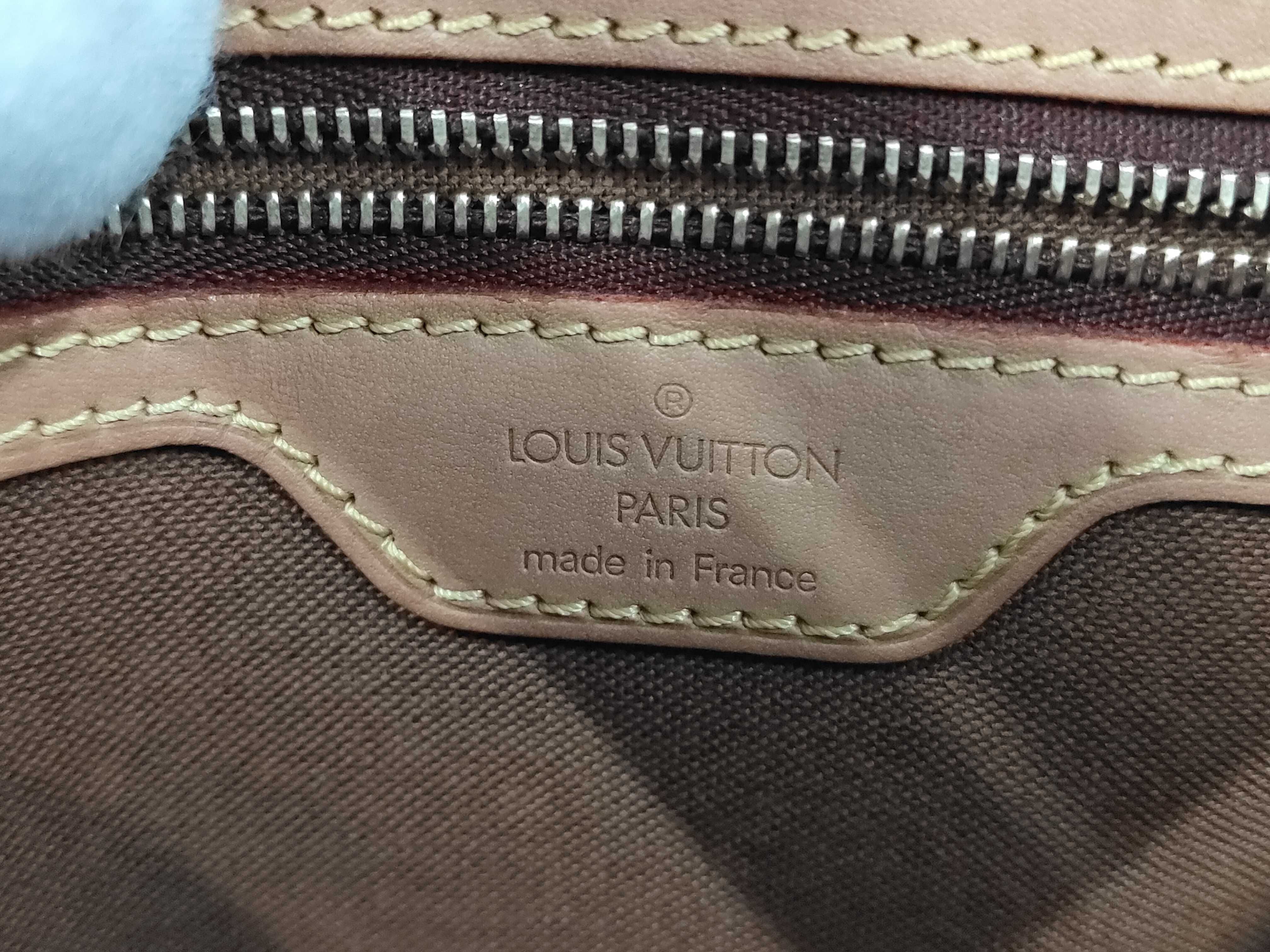 Monogram Louis Vuitton Monogram Mini Looping Handbag — view 10