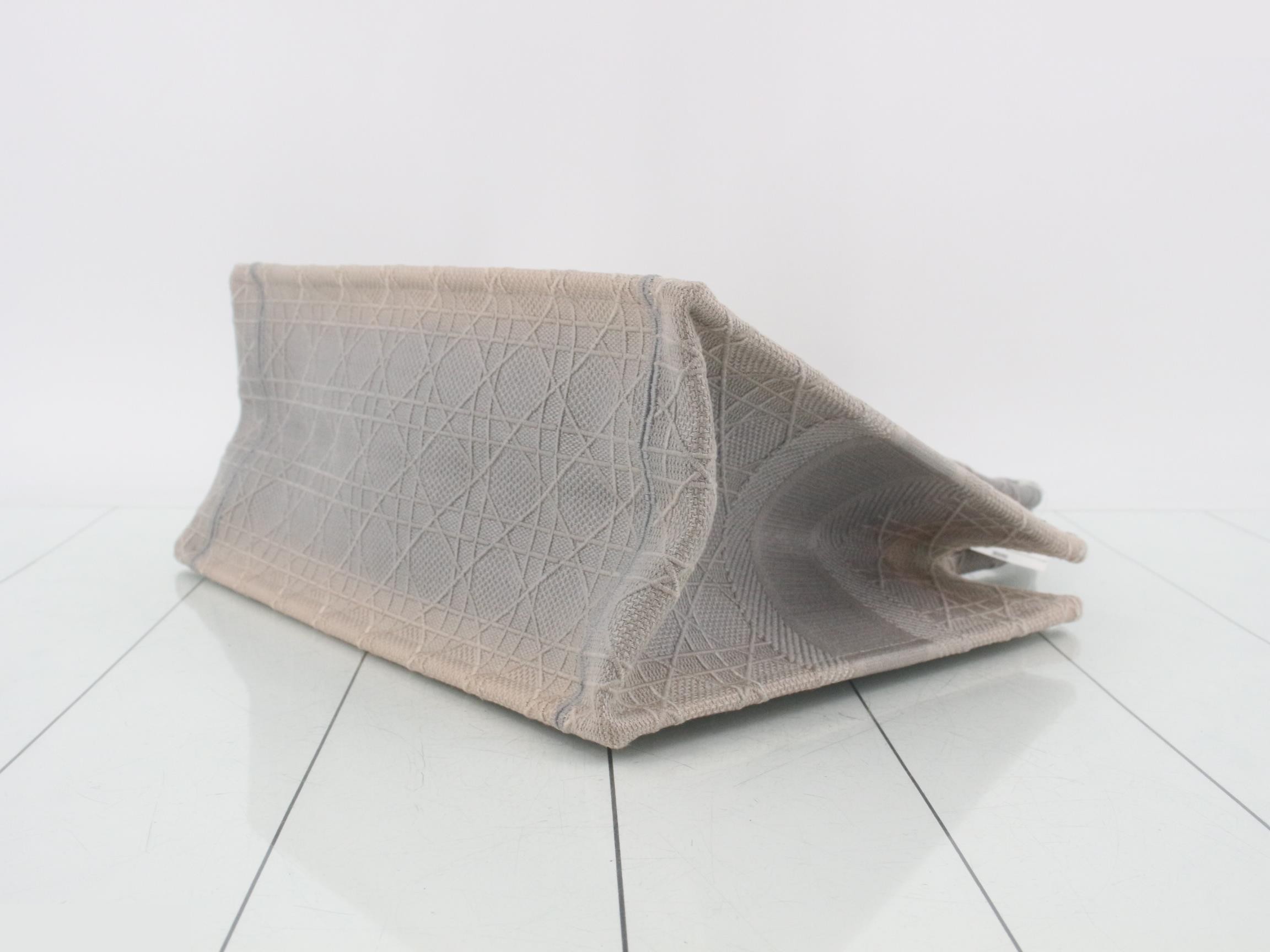 Book Tote — view 6