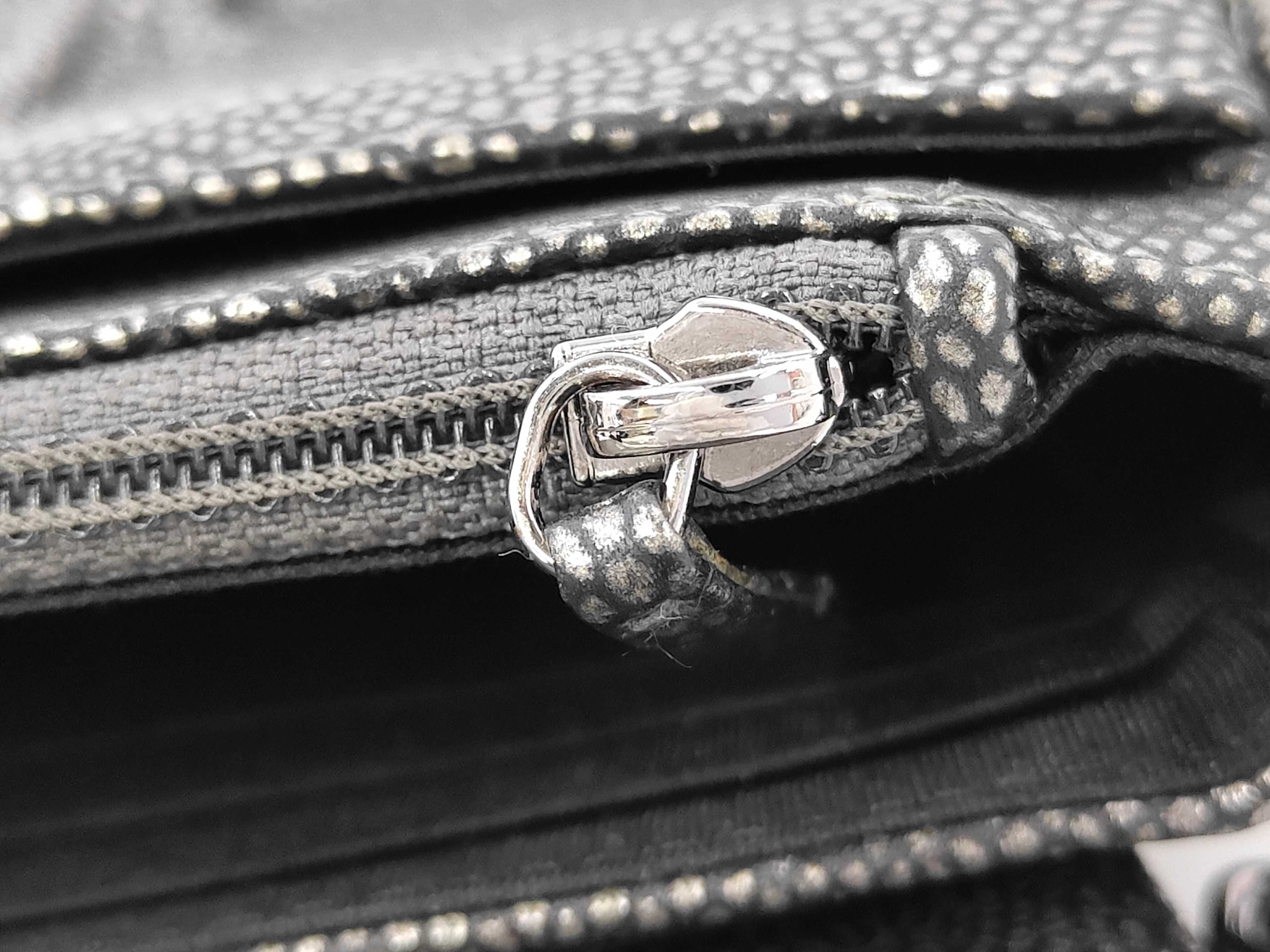 drawstring chain bag shoulder bag — view 10