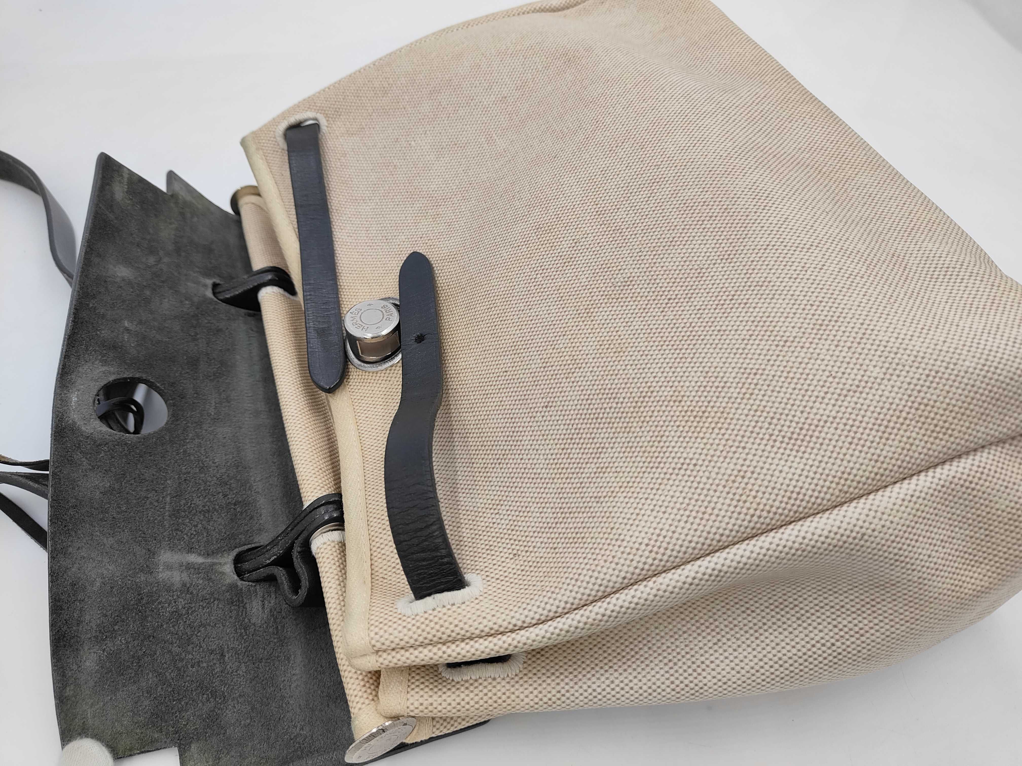 Herbag PM Toile H Natural x Black D Shoulder Bag — view 12
