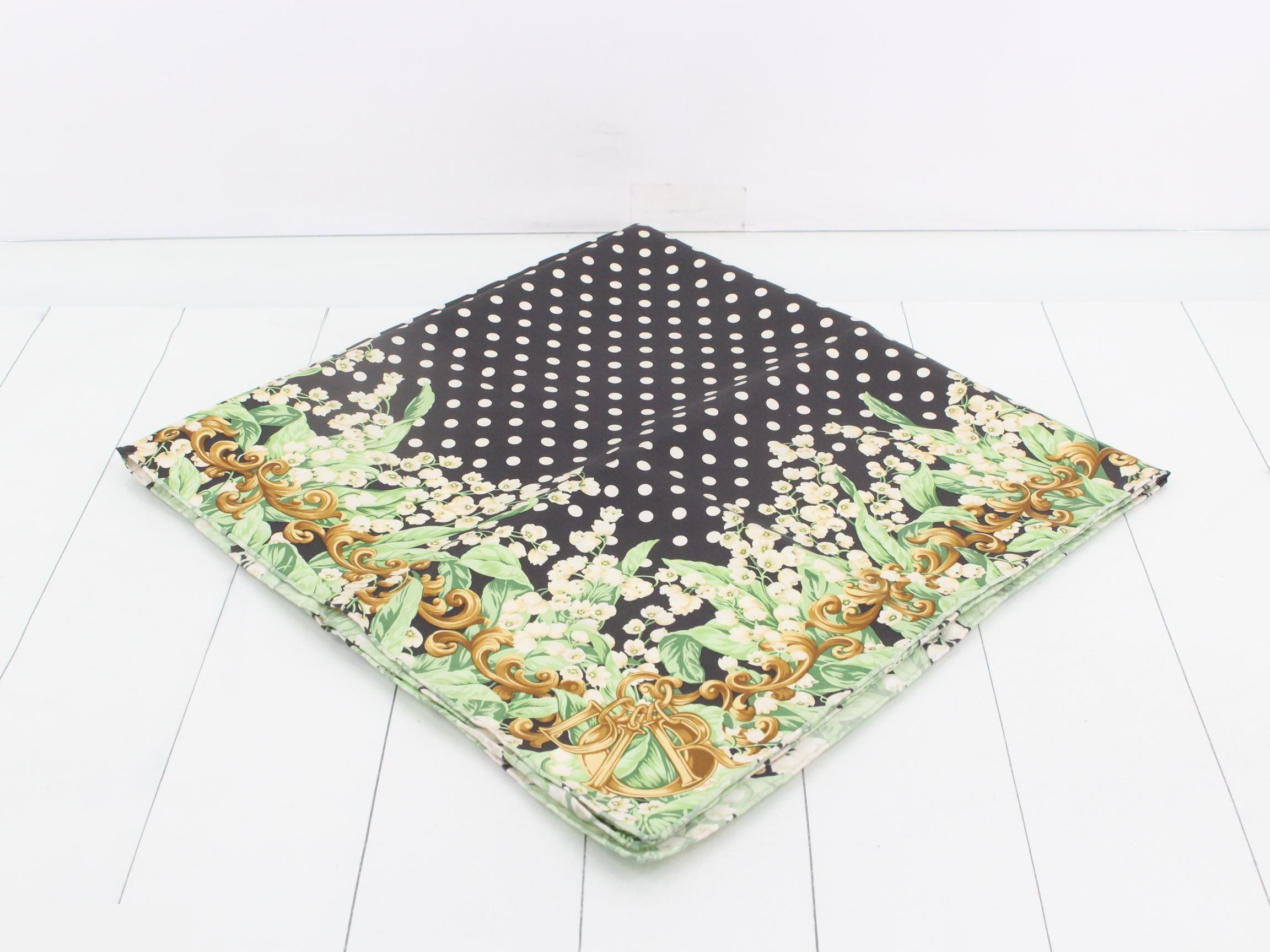 scarf — view 2