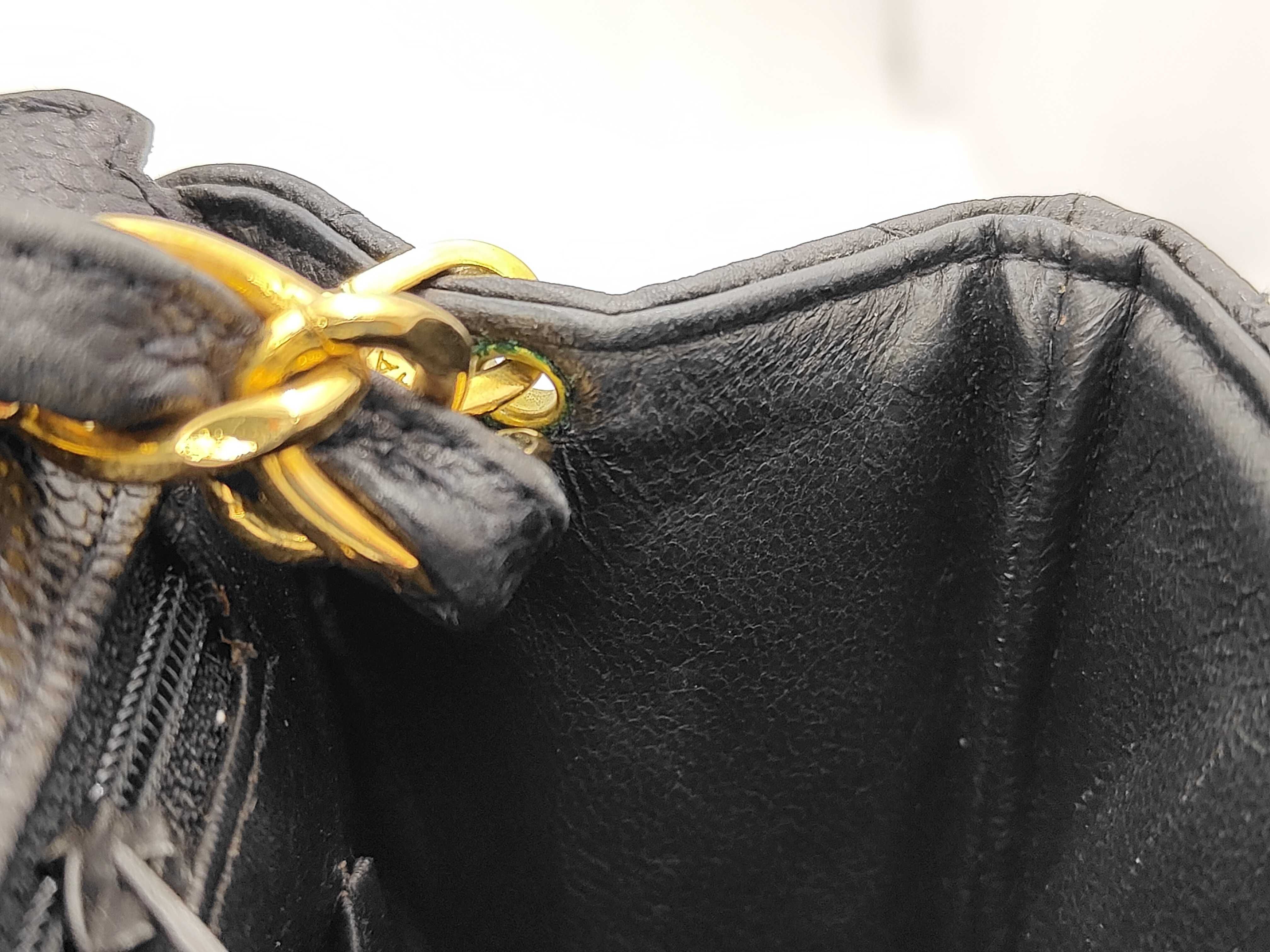 Matelassé Caviar Skin Chain Shoulder Bag, Black with Gold Hardware, 3062081 (Serial Number 3) — view 13
