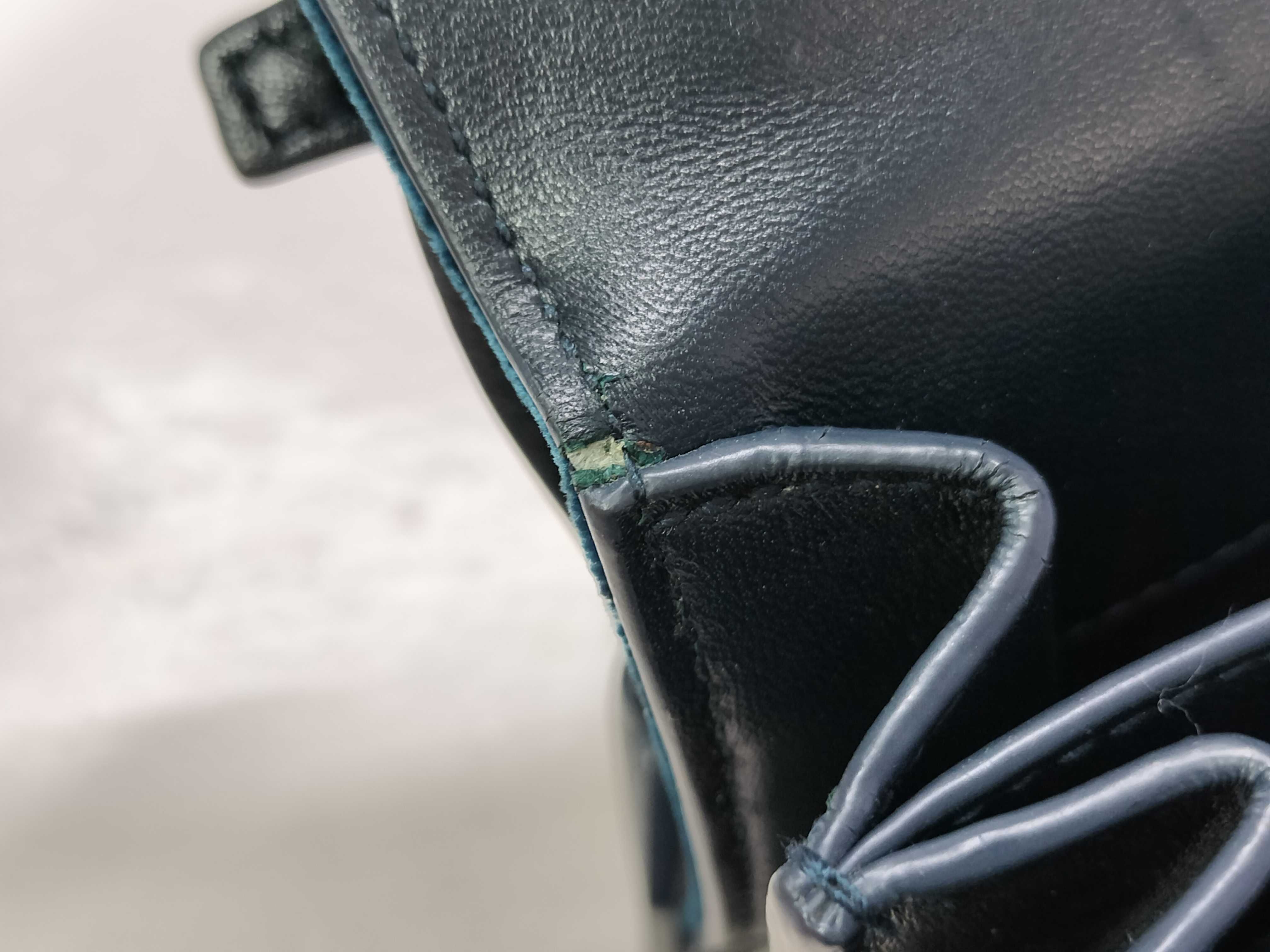 SUNSET Velvet Chain Shoulder Bag Blue Shoulder Bag — view 11