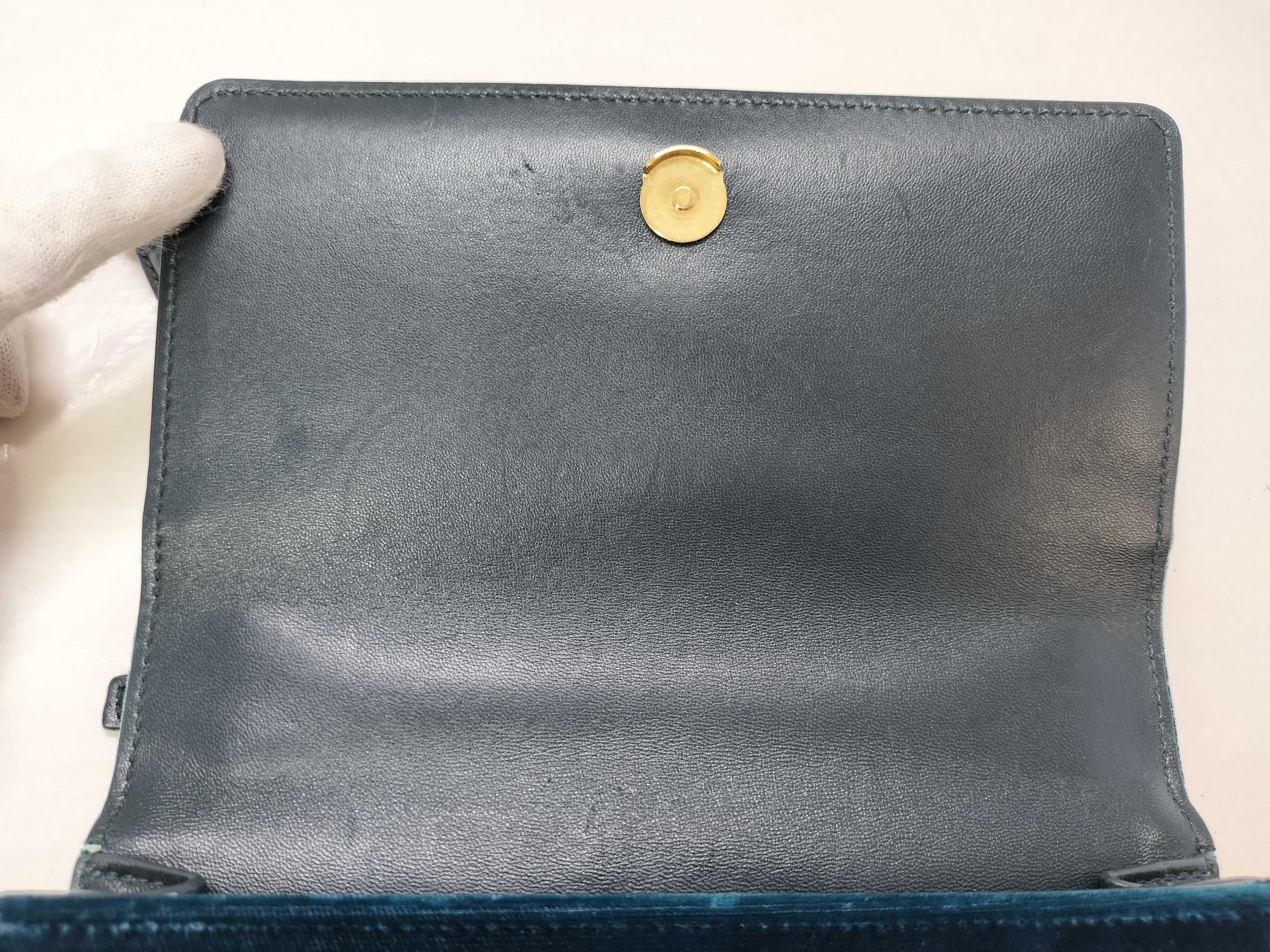 SUNSET Velvet Chain Shoulder Bag Blue Shoulder Bag — view 10