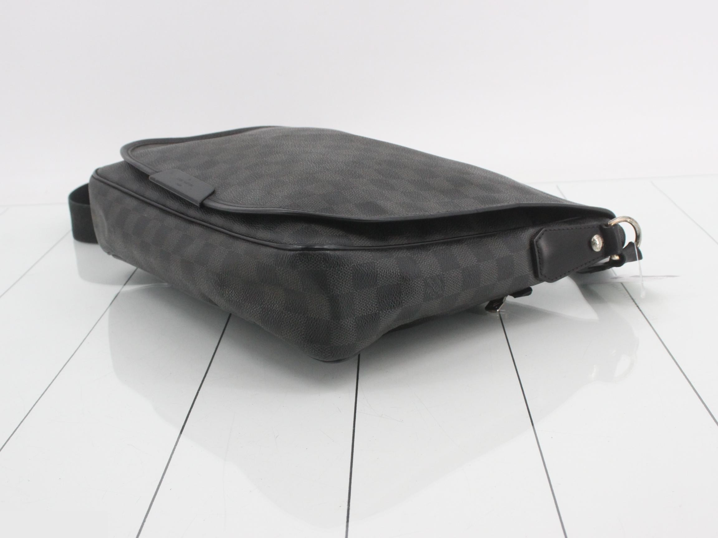 Graphite Daniel MM Shoulder Bag N58029 SP4049 — view 6