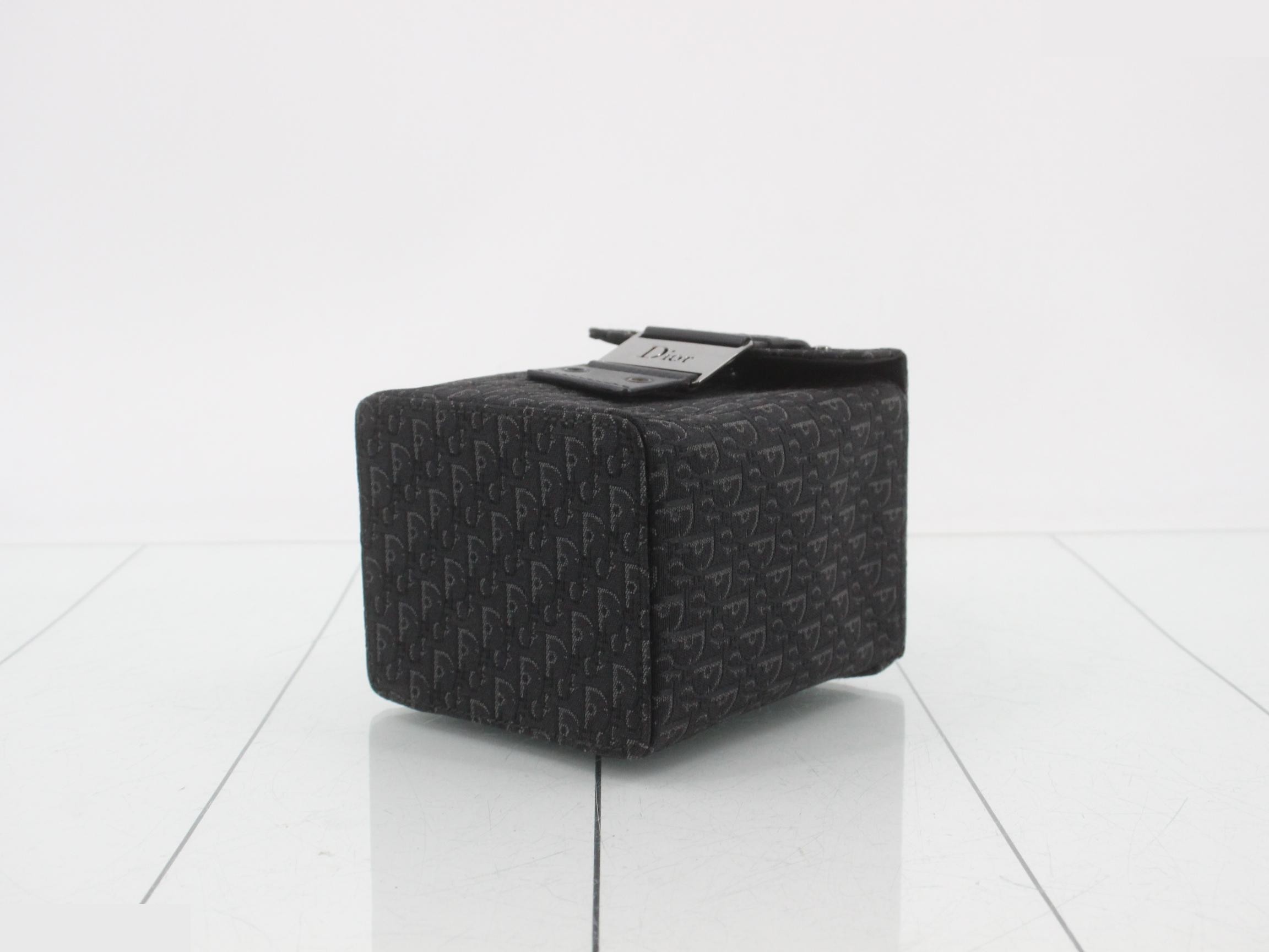 Trotter Street Chic Handbag — view 6