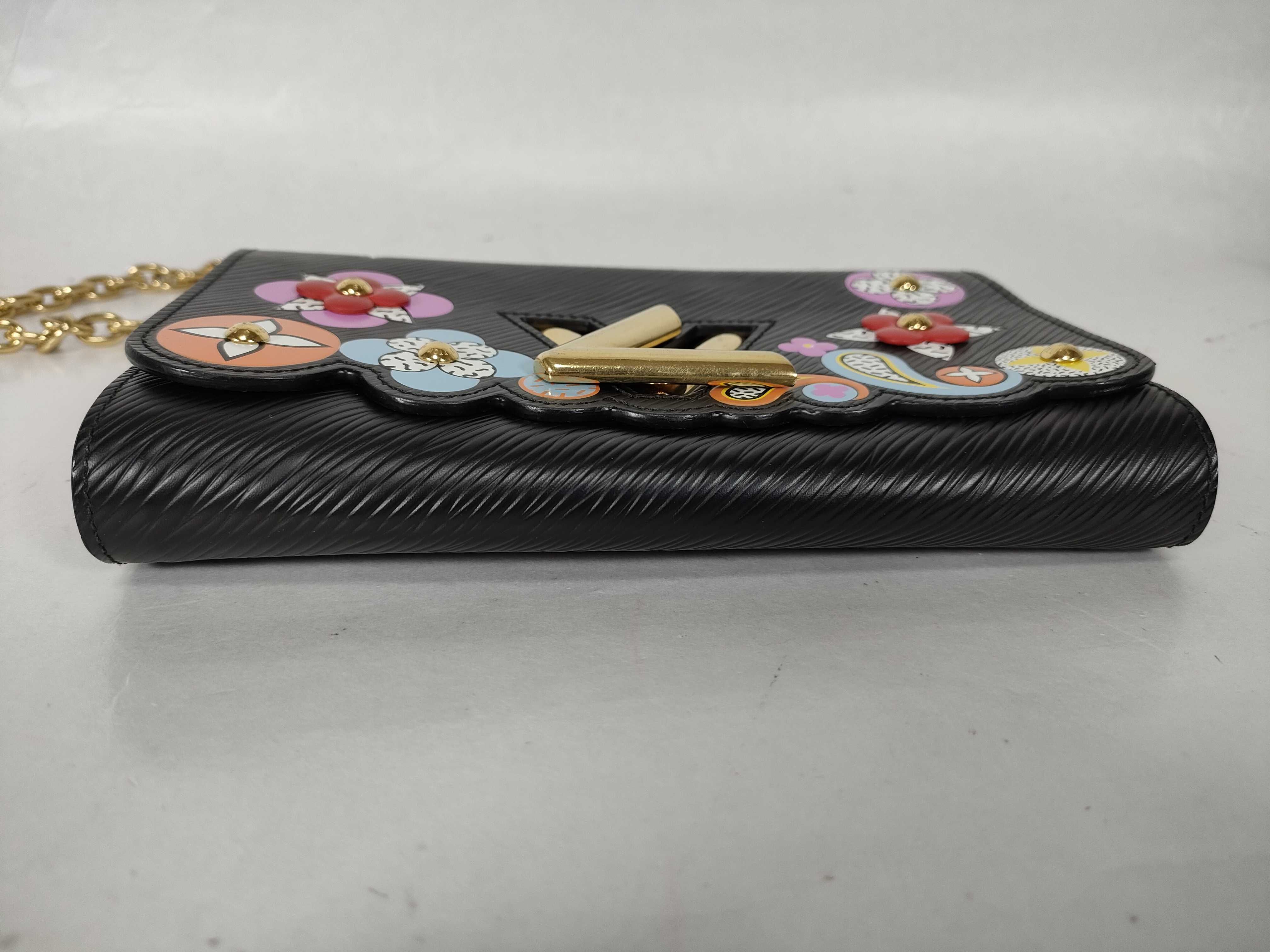 Epi LV Epi Chain Shoulder Bag — view 13