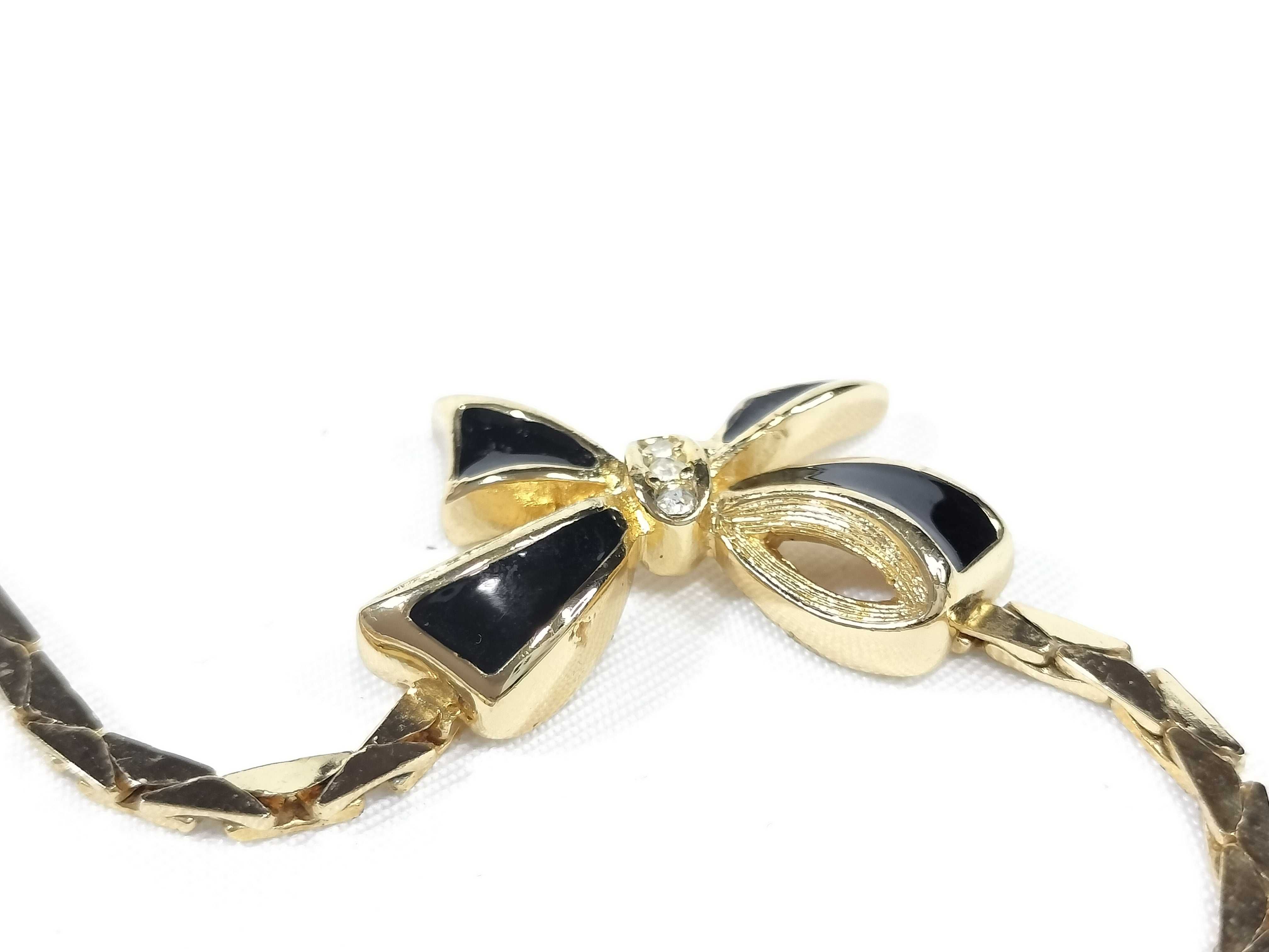 Ribbon Necklace and Other Accessories — view 10