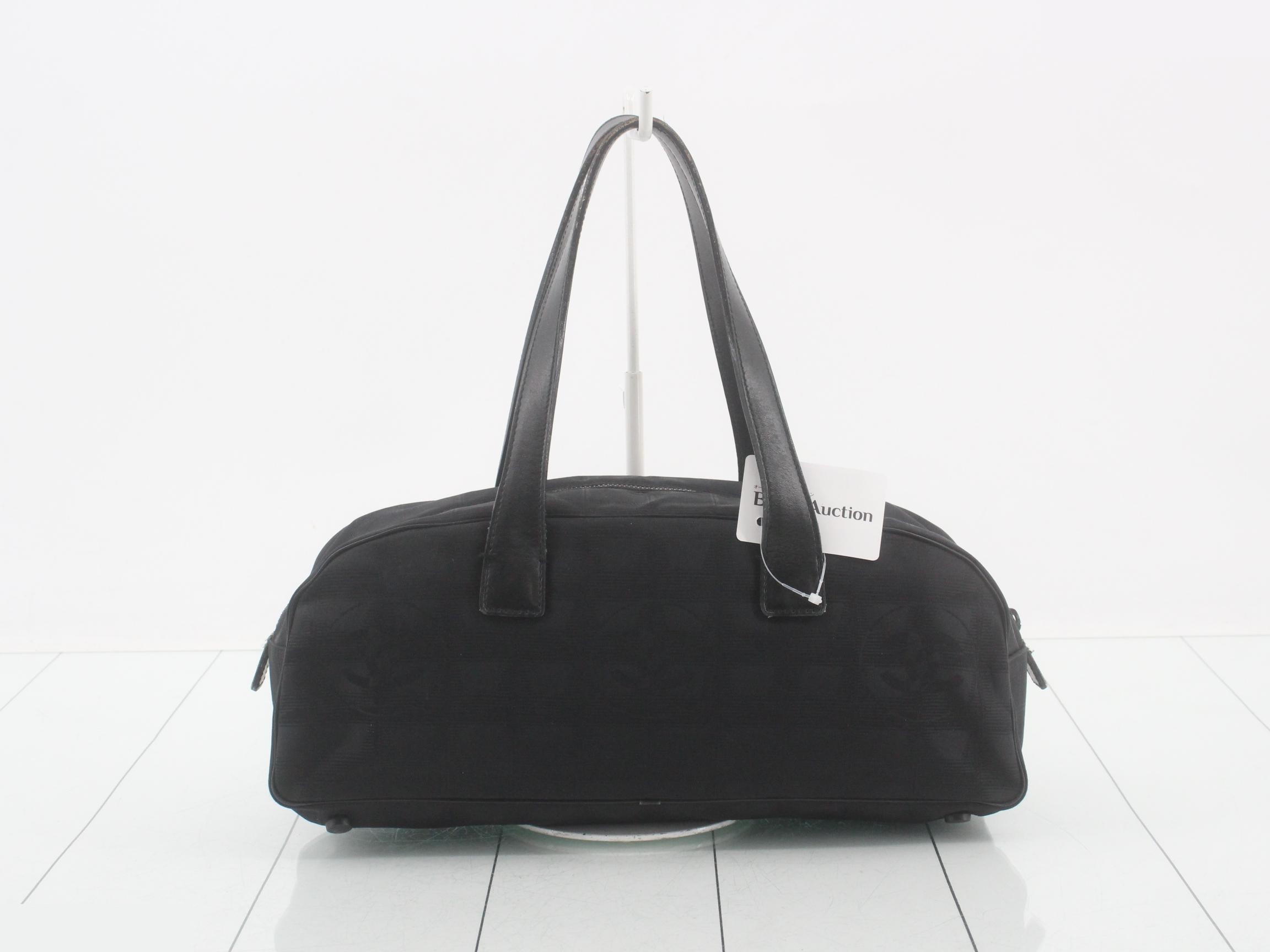 New Travel Line Mini Boston Bag, Black — view 2