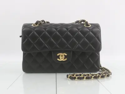 Matelassé (bag) - Shoulder bag