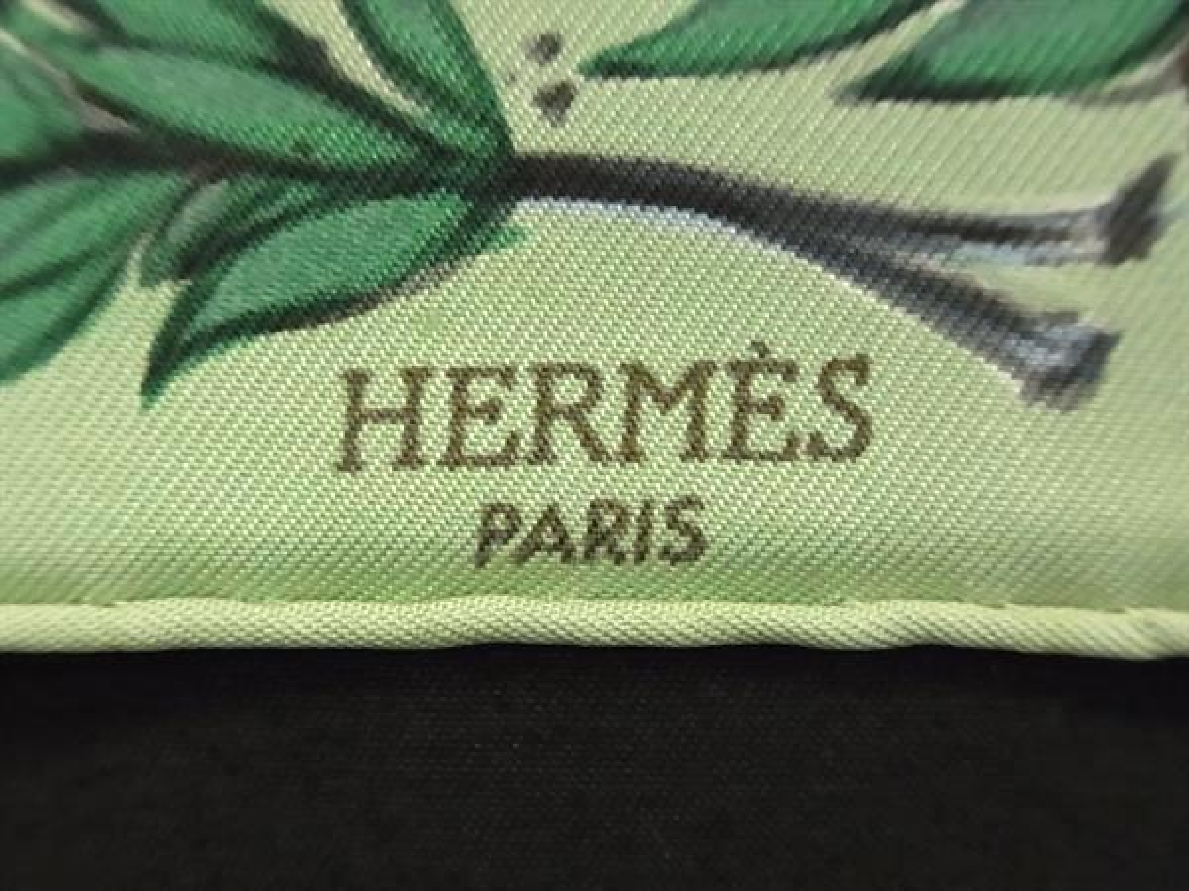 CHANTILLY [Hracecourse] Carre 45 Petit Carre Gavroche 100% Silk Scarf Green x Multicolor FQ9292 Other accessories — view 4
