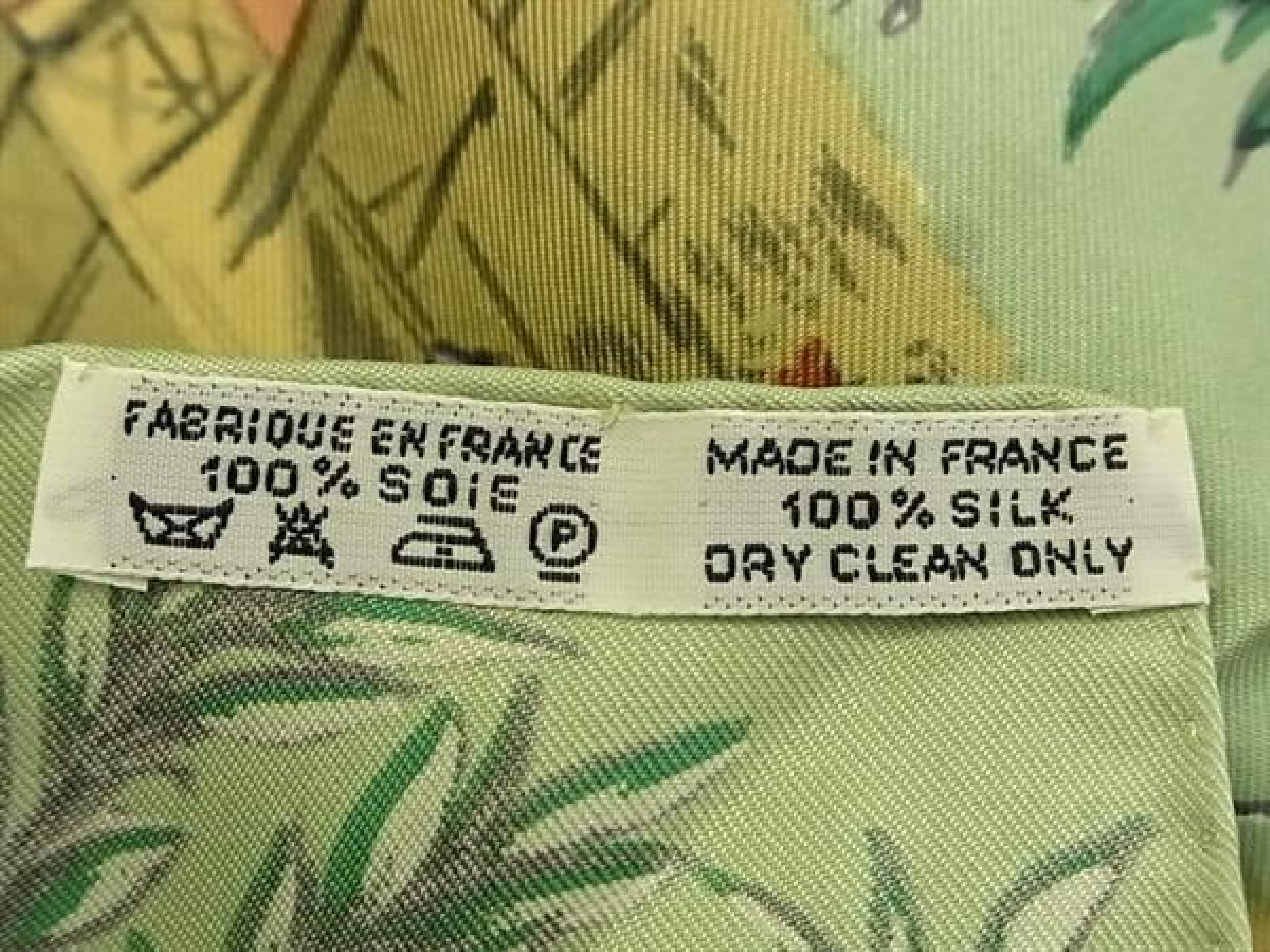 CHANTILLY [Hracecourse] Carre 45 Petit Carre Gavroche 100% Silk Scarf Green x Multicolor FQ9292 Other accessories — view 5