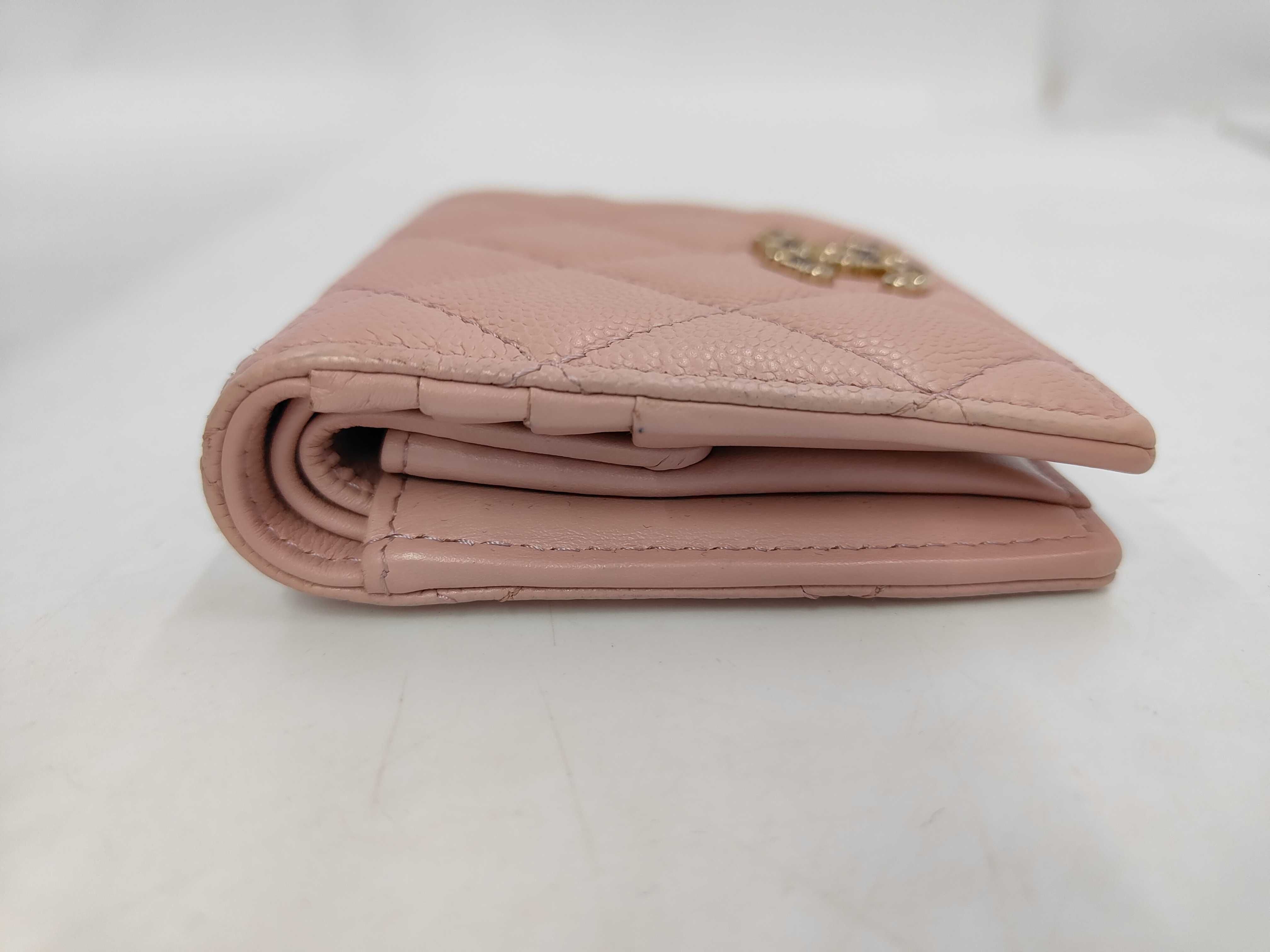 Matelassé Caviar Skin Bi-fold Wallet, Pink — view 6