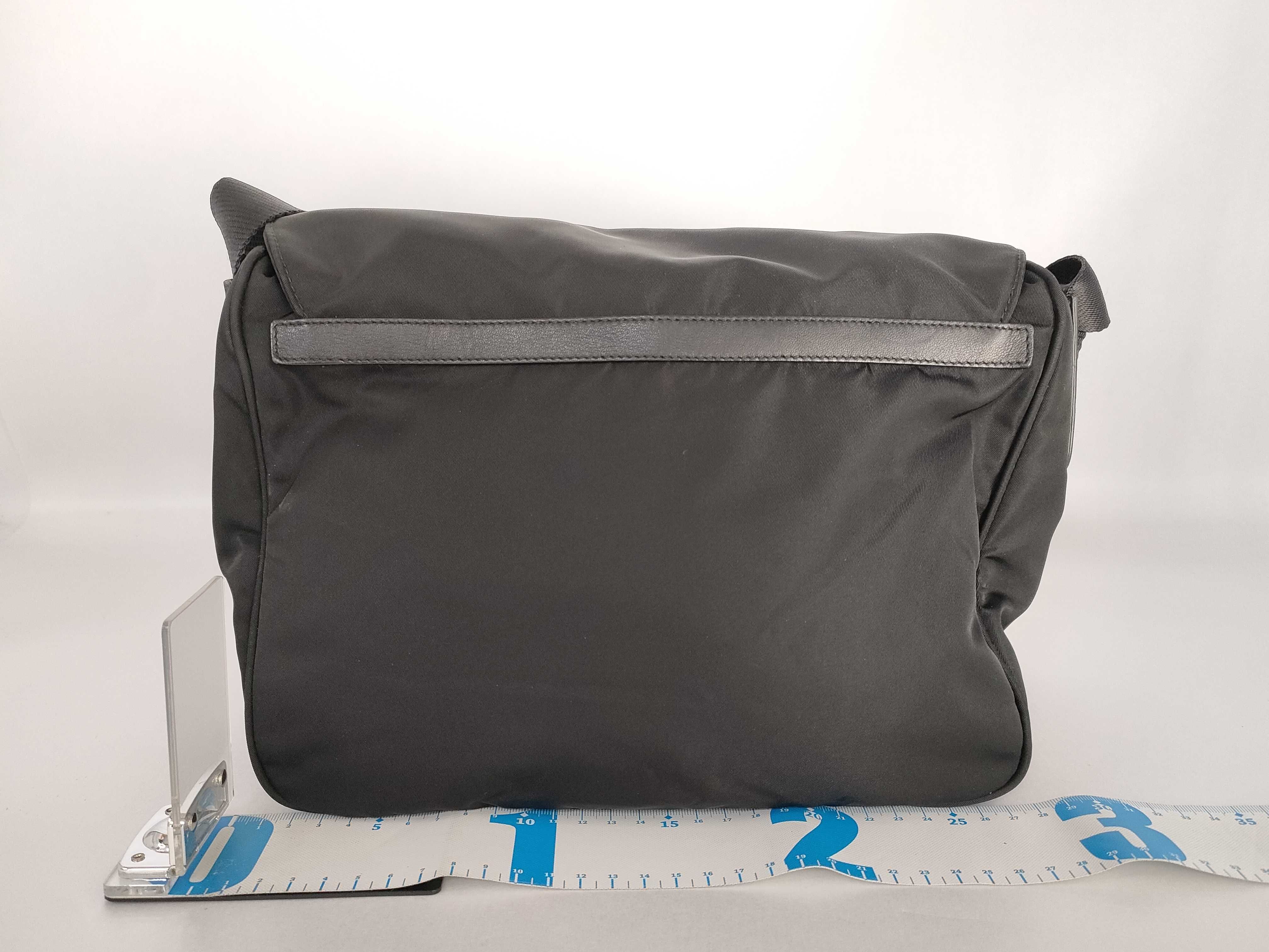 Nylon Prada Messenger Bag Triangle Logo Black Shoulder Bag — view 2