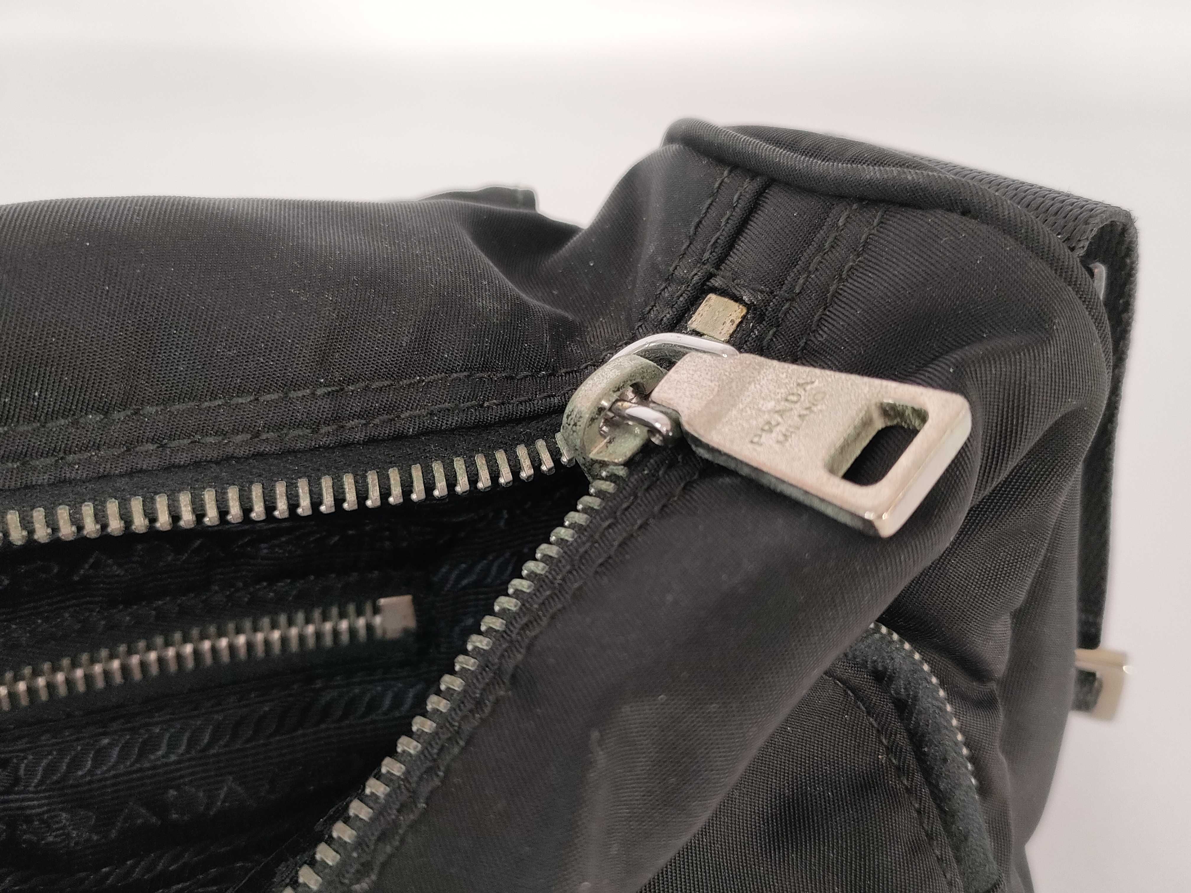 Nylon Prada Messenger Bag Triangle Logo Black Shoulder Bag — view 15