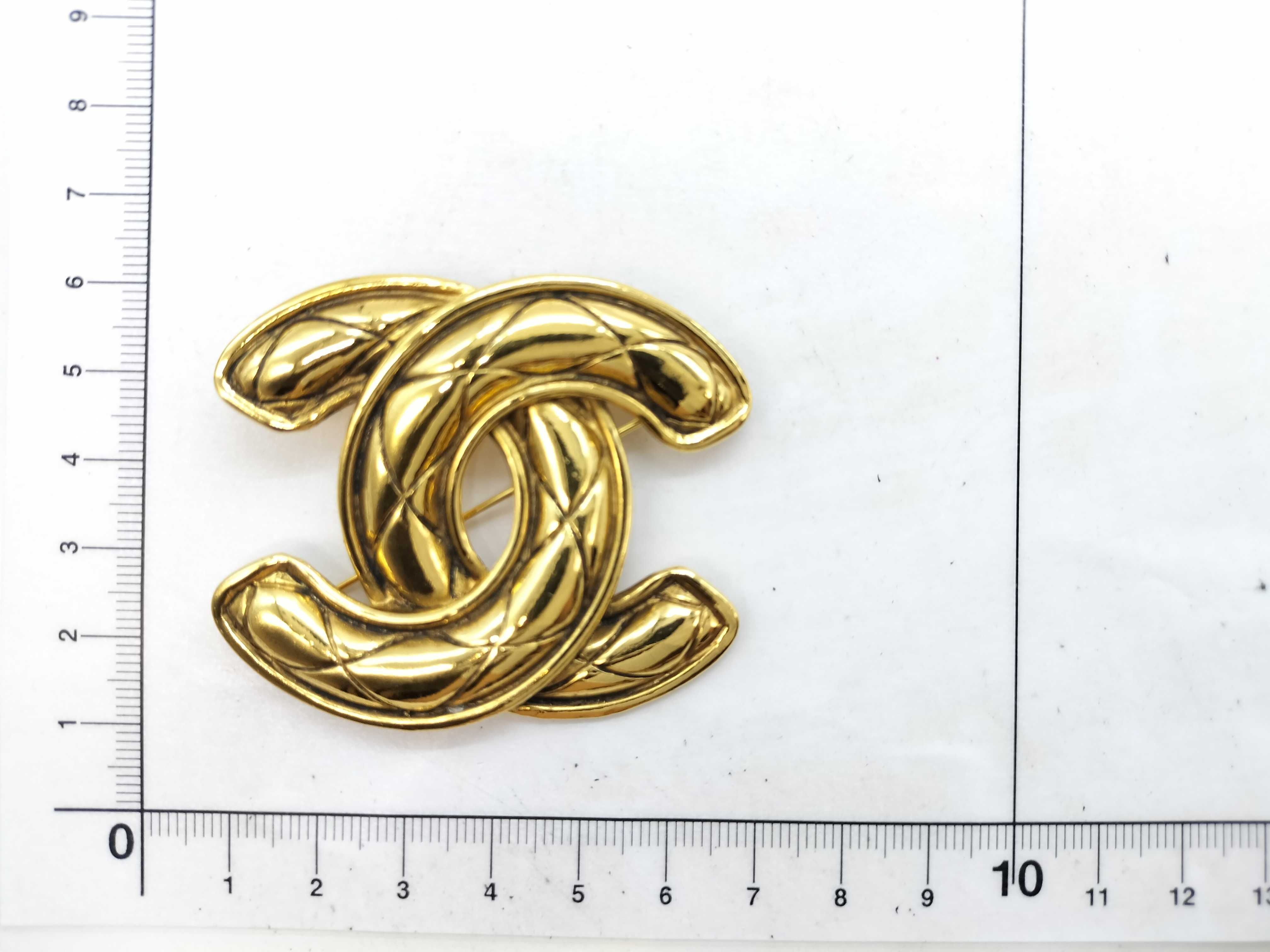 Matelassé Coco Mark Matelassé Brooch — view 6