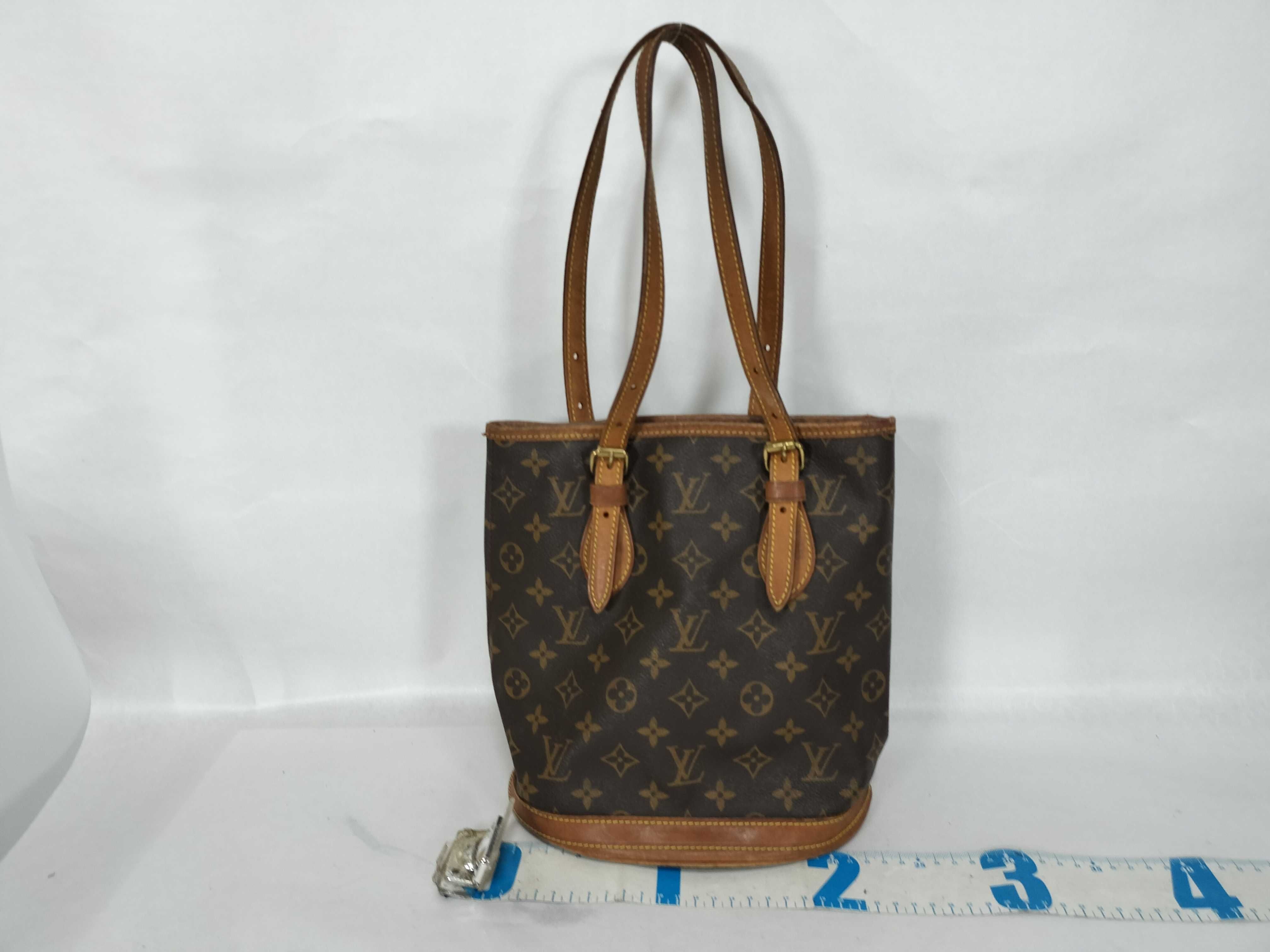 Monogram Bucket PM AR0998 Handbag — view 2
