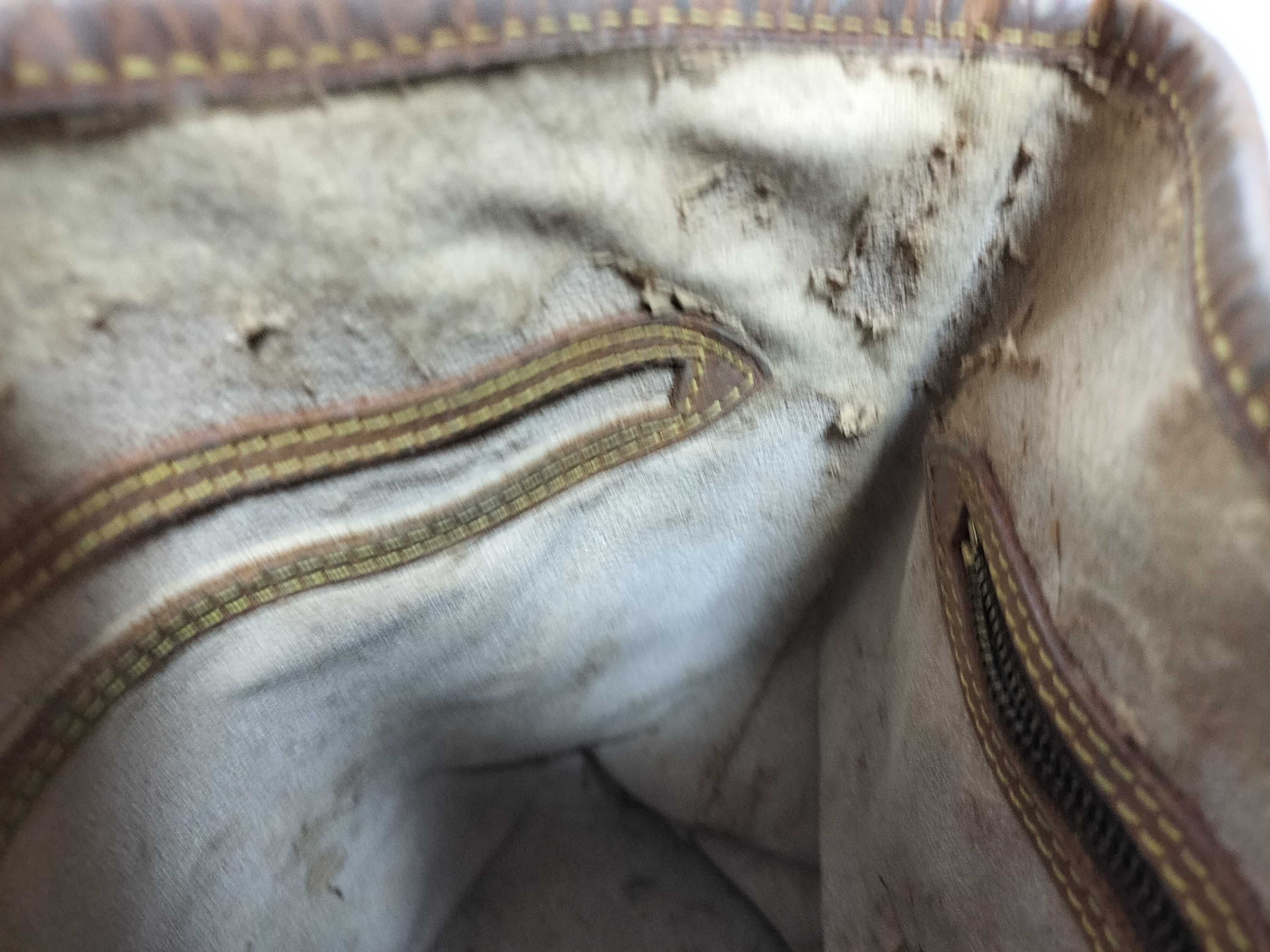 Monogram Bucket PM AR0998 Handbag — view 11