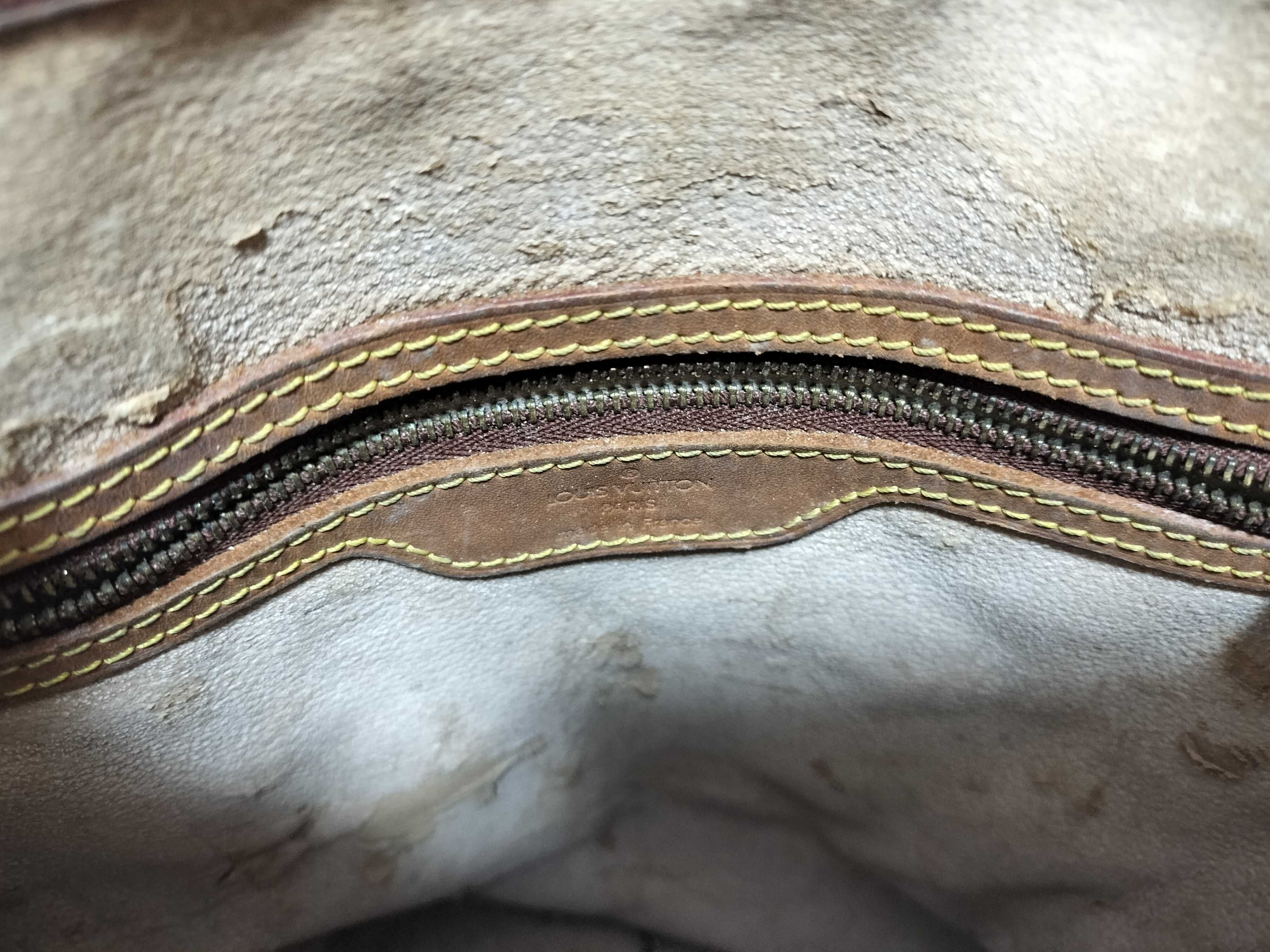 Monogram Bucket PM AR0998 Handbag — view 12