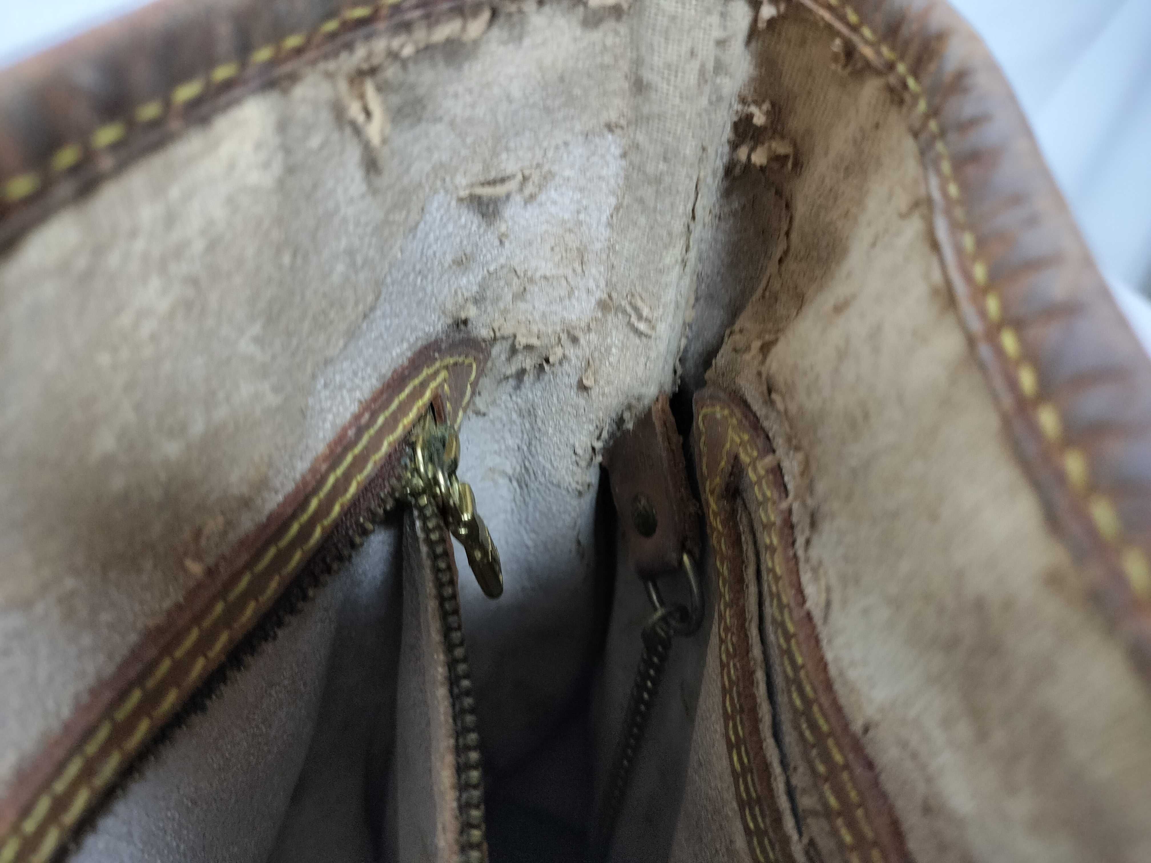 Monogram Bucket PM AR0998 Handbag — view 14