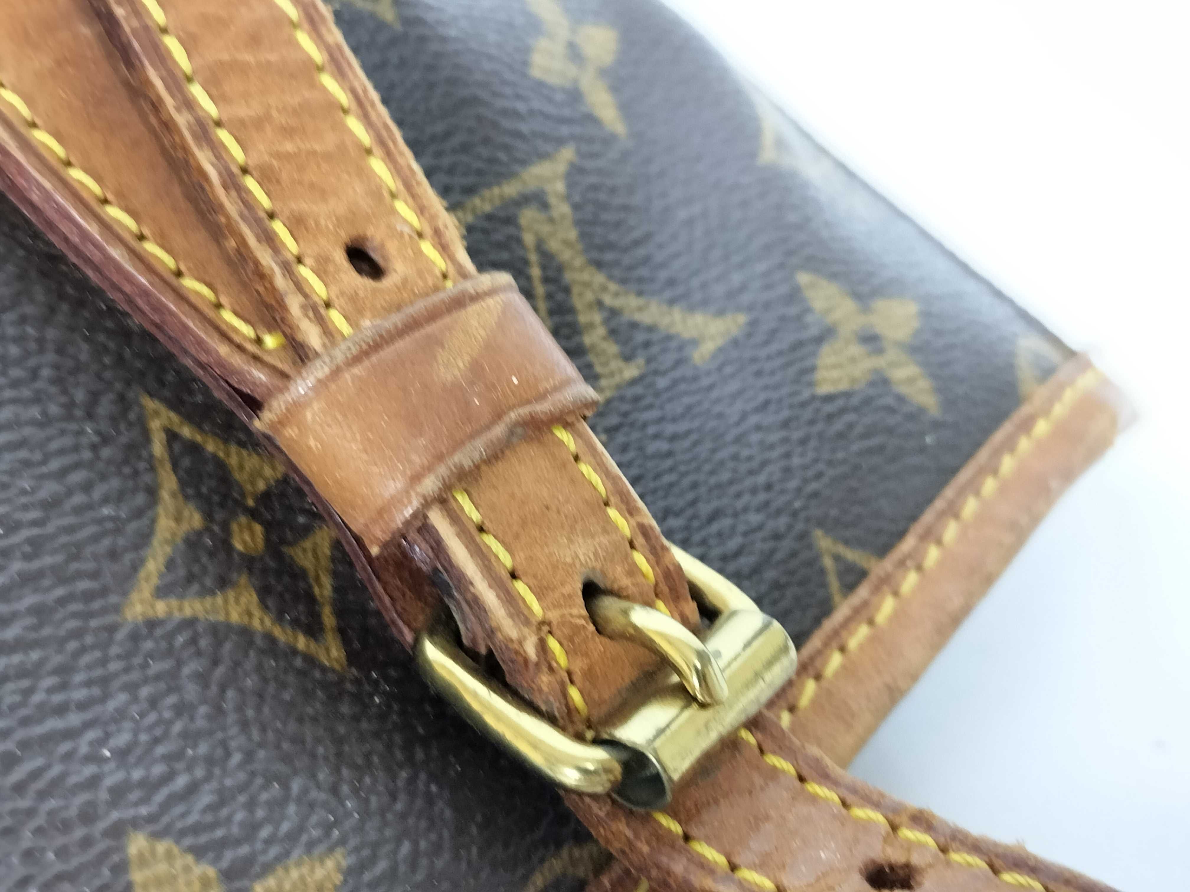 Monogram Bucket PM AR0998 Handbag — view 5