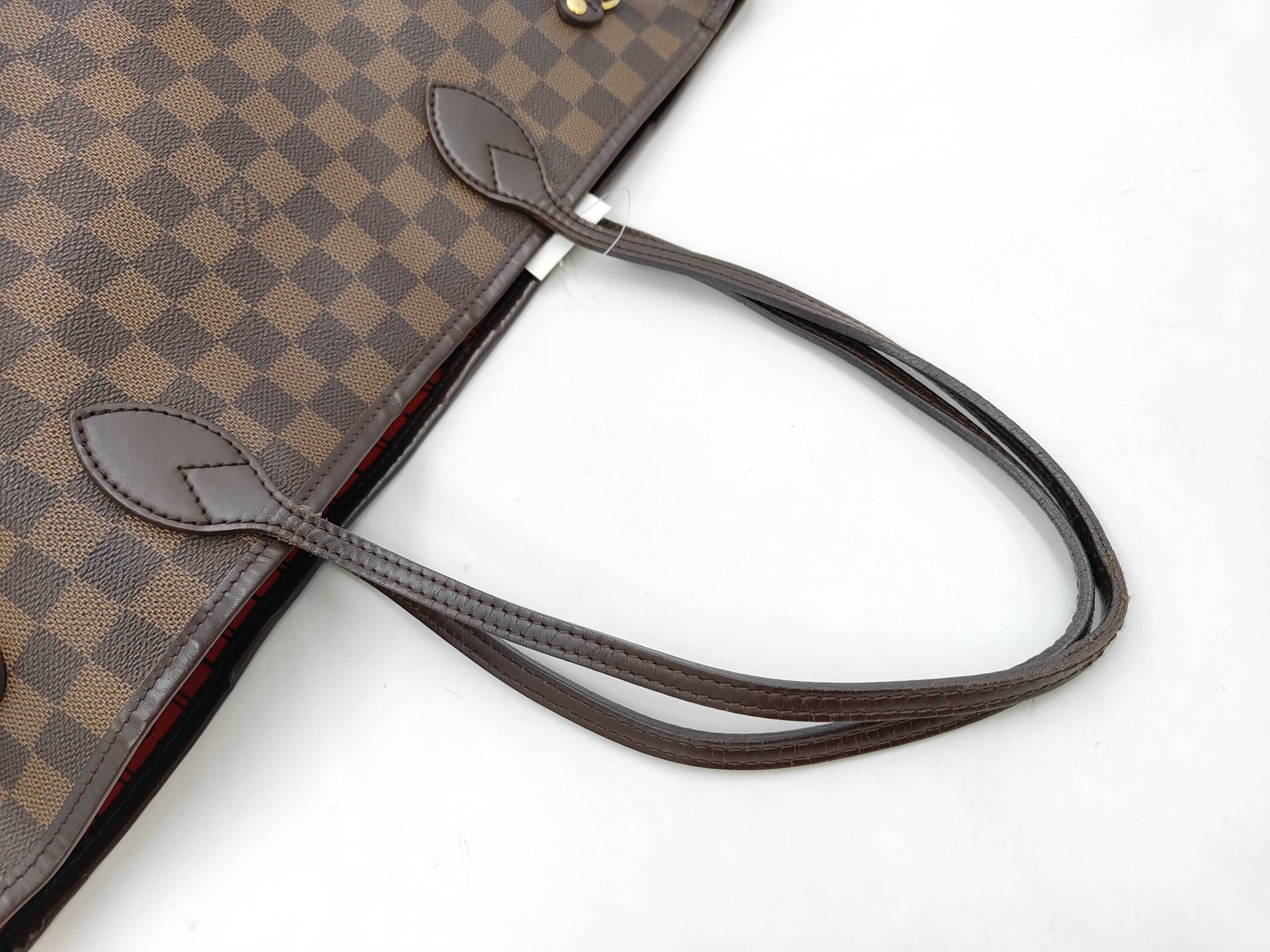 Damier Neverfull MM Tote Bag — view 4