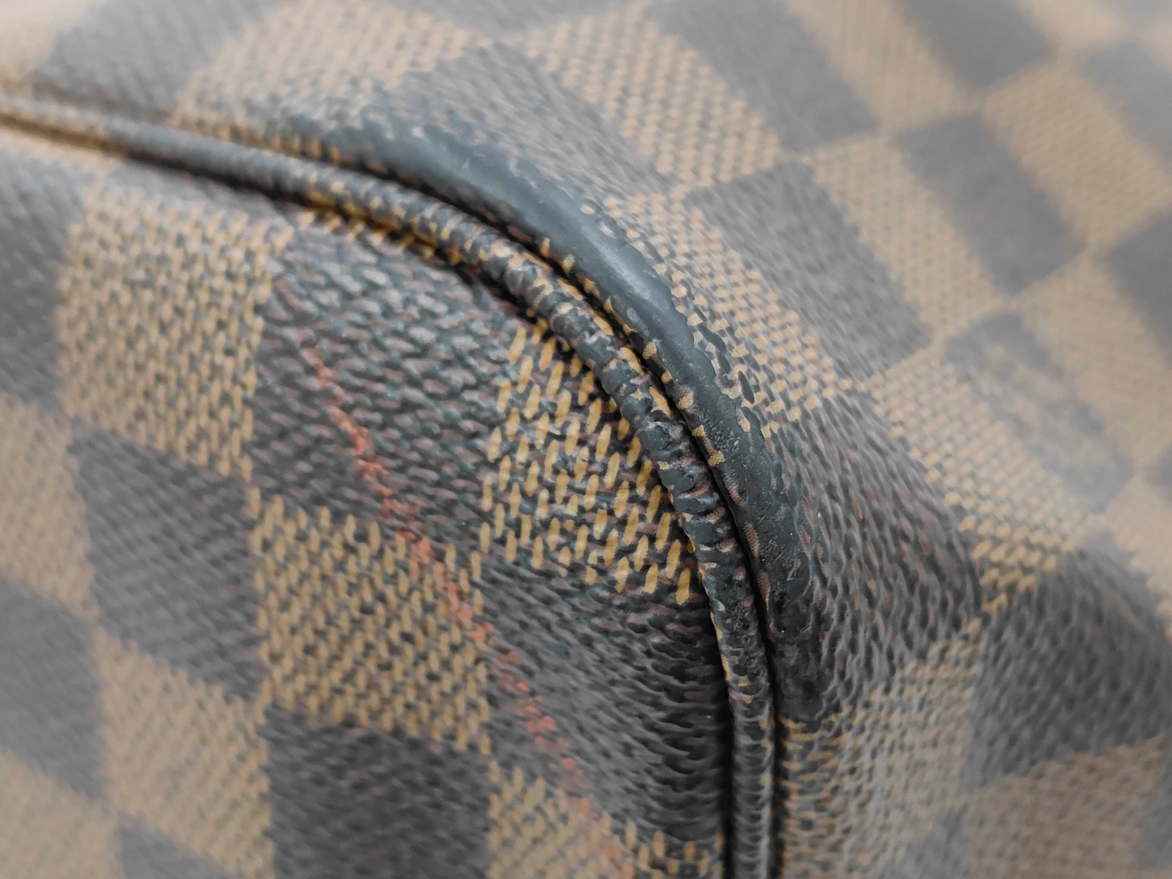 Damier Neverfull MM Tote Bag — view 6