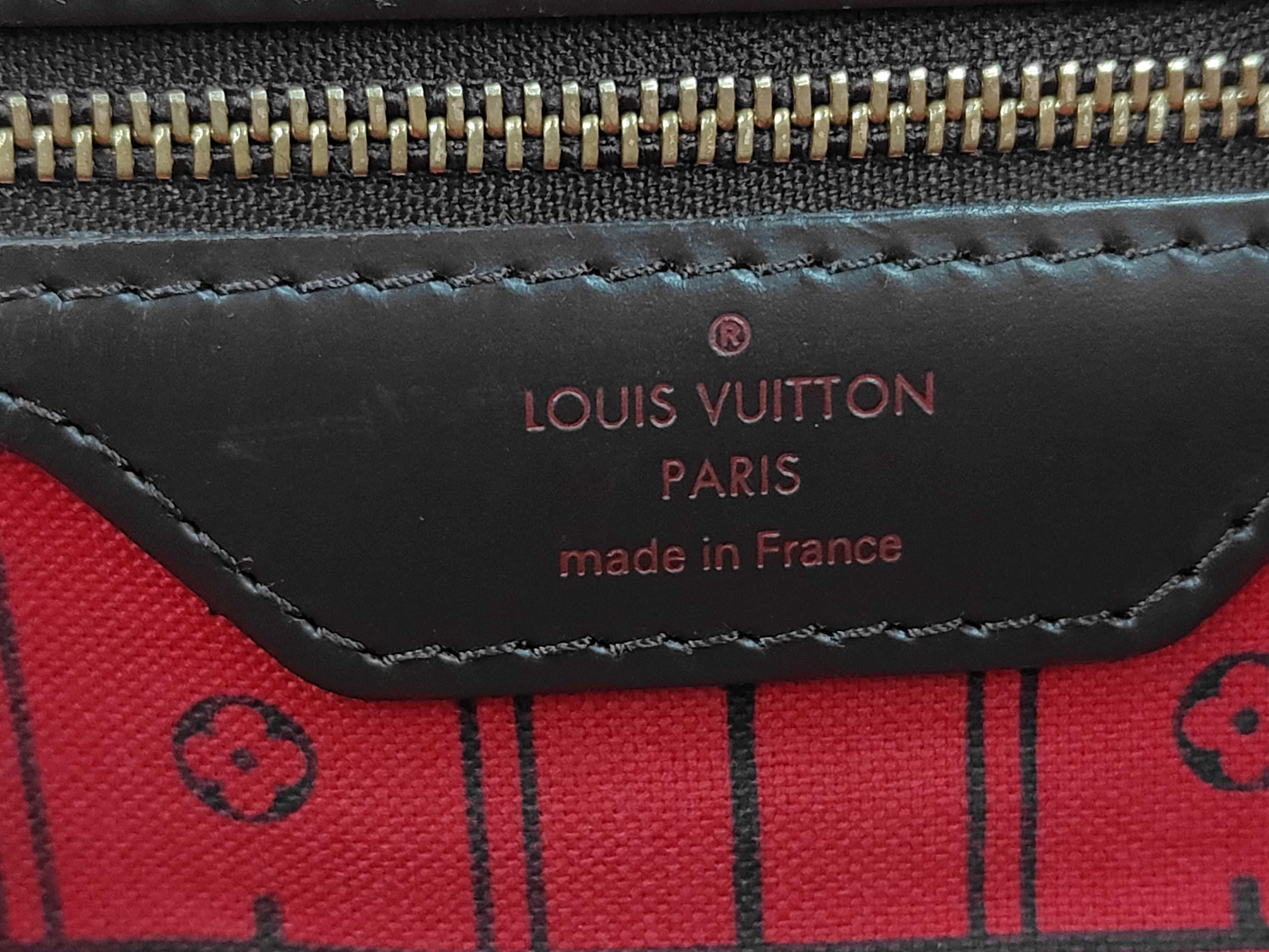 Damier Neverfull MM Tote Bag — view 9