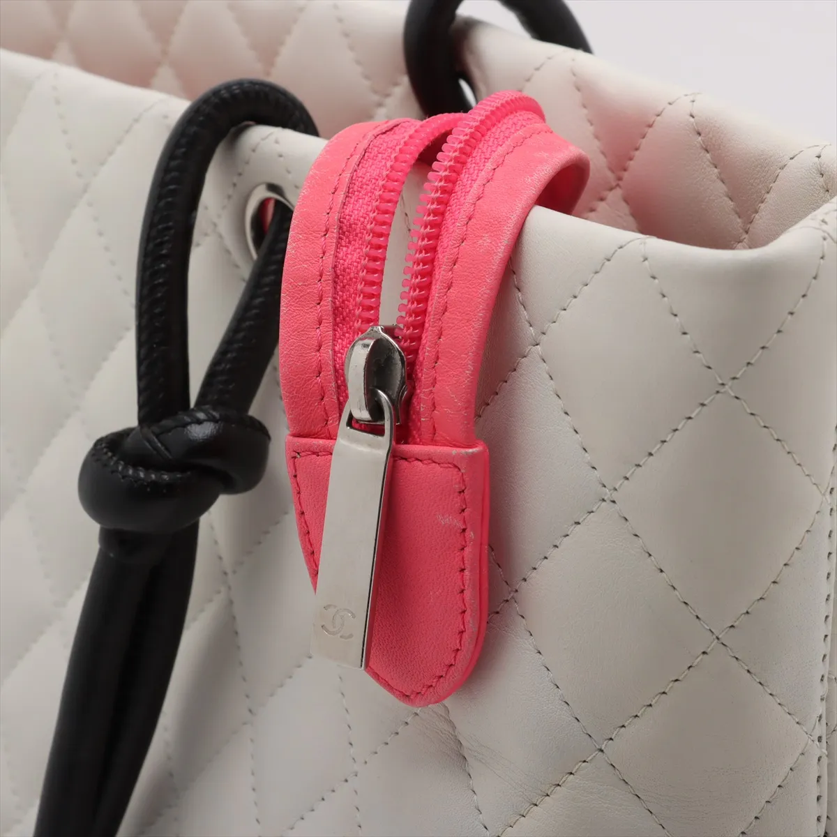 Cambon Line Lambskin Tote Bag White x Black Silver Hardware — view 12