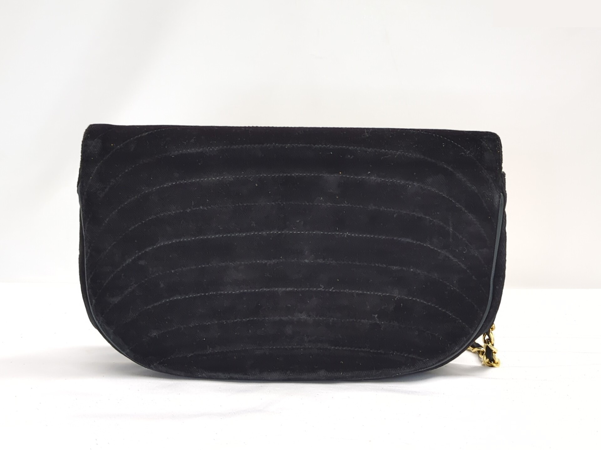 Half-moon shoulder bag — view 2