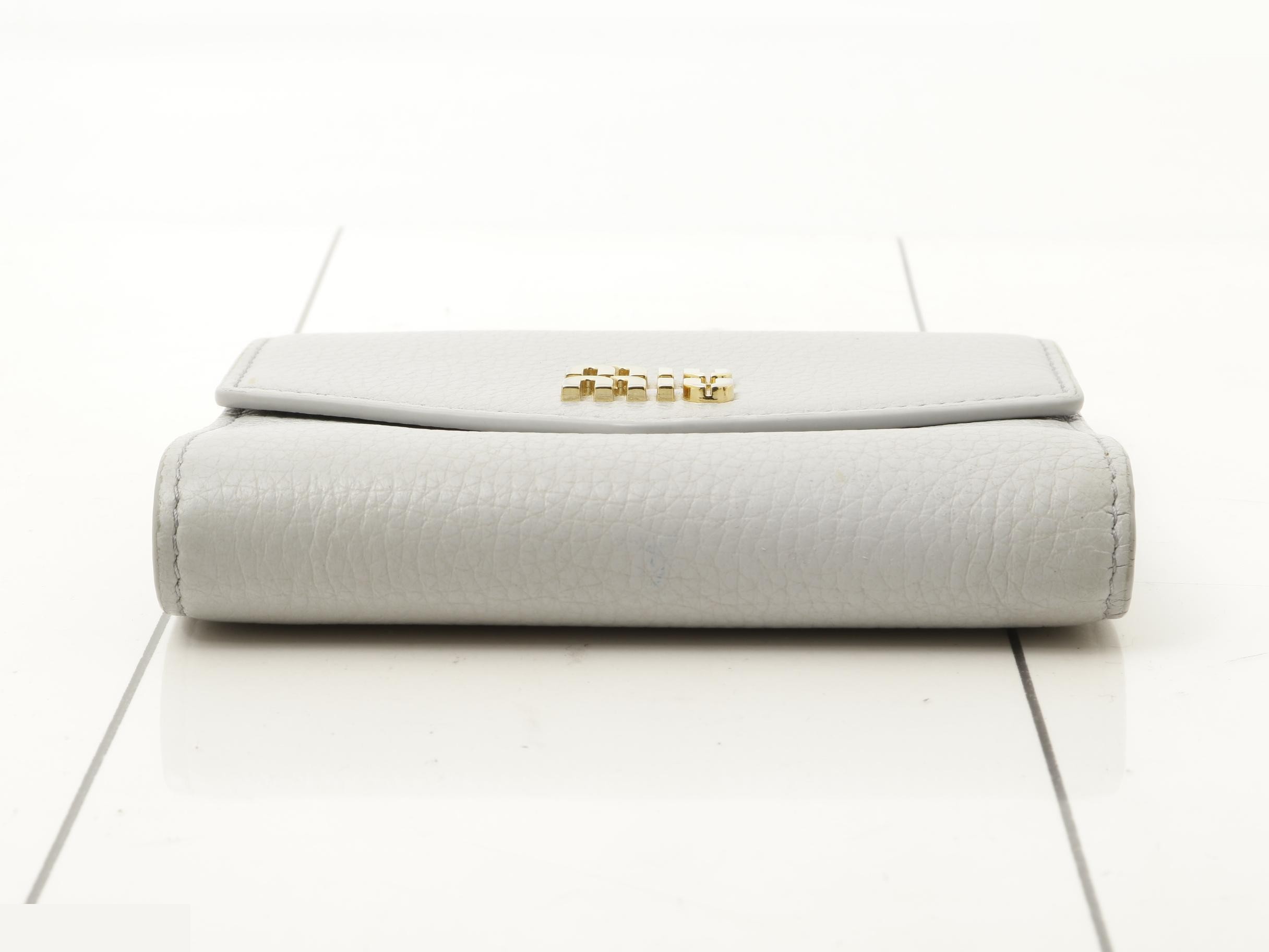 Other lines: Bags and Wallets — view 3