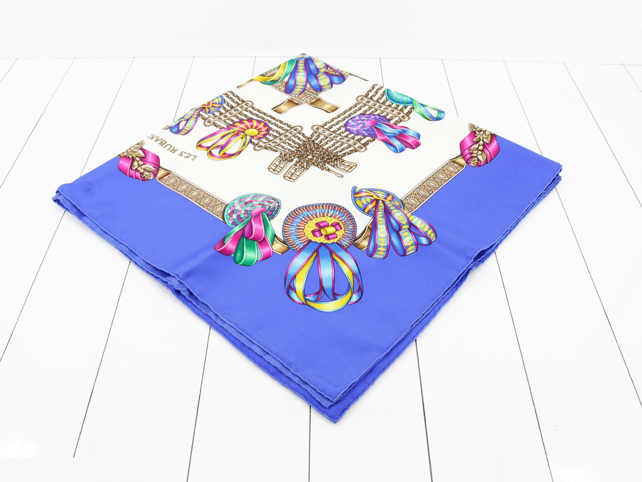 scarf — view 2