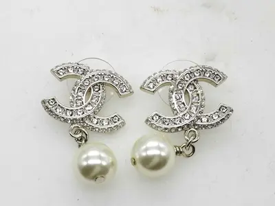 C24C Coco Earrings Pearl Rhinestone Earrings