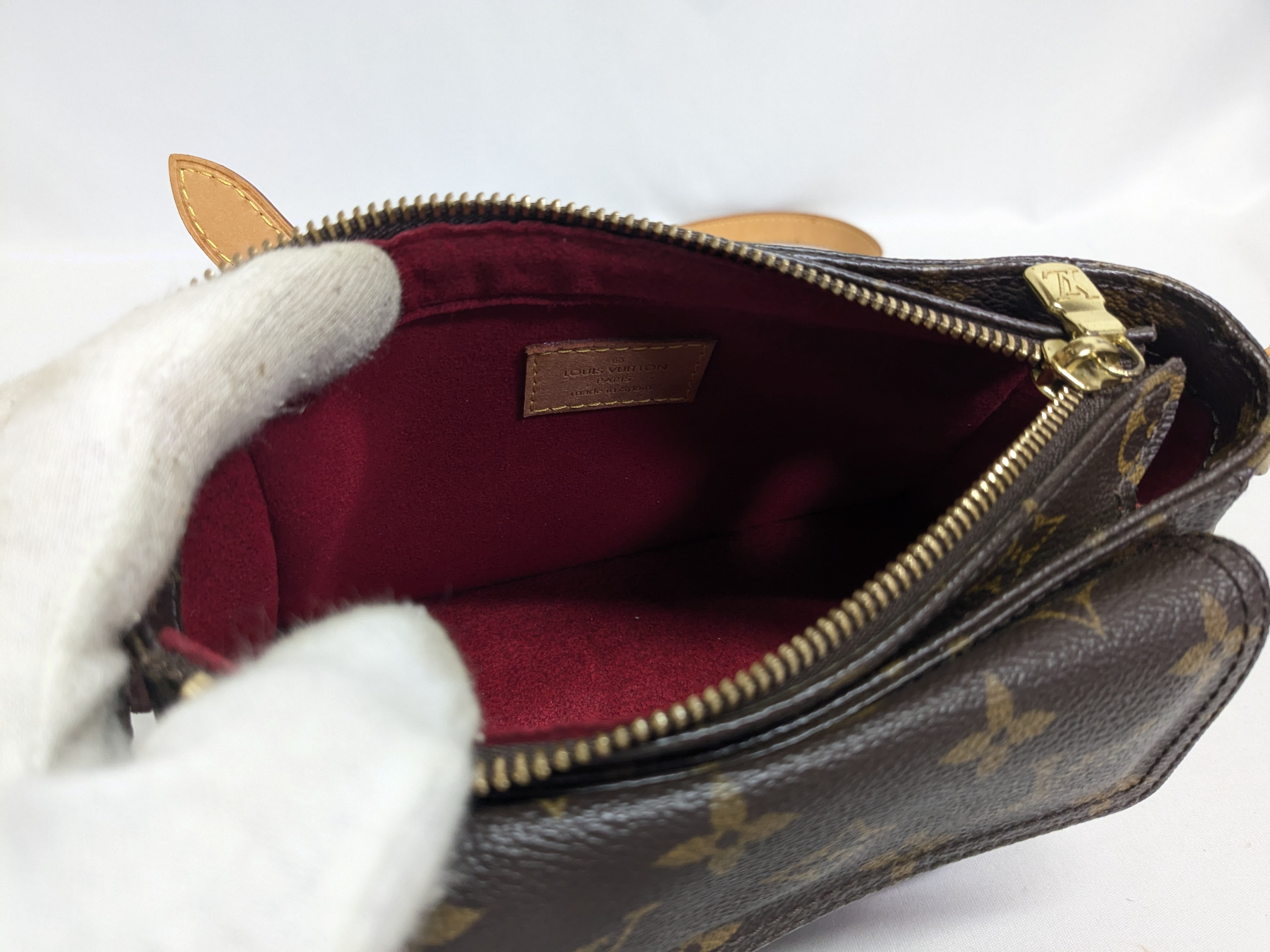 LV Monogram Vivacite PM Shoulder Bag — view 9