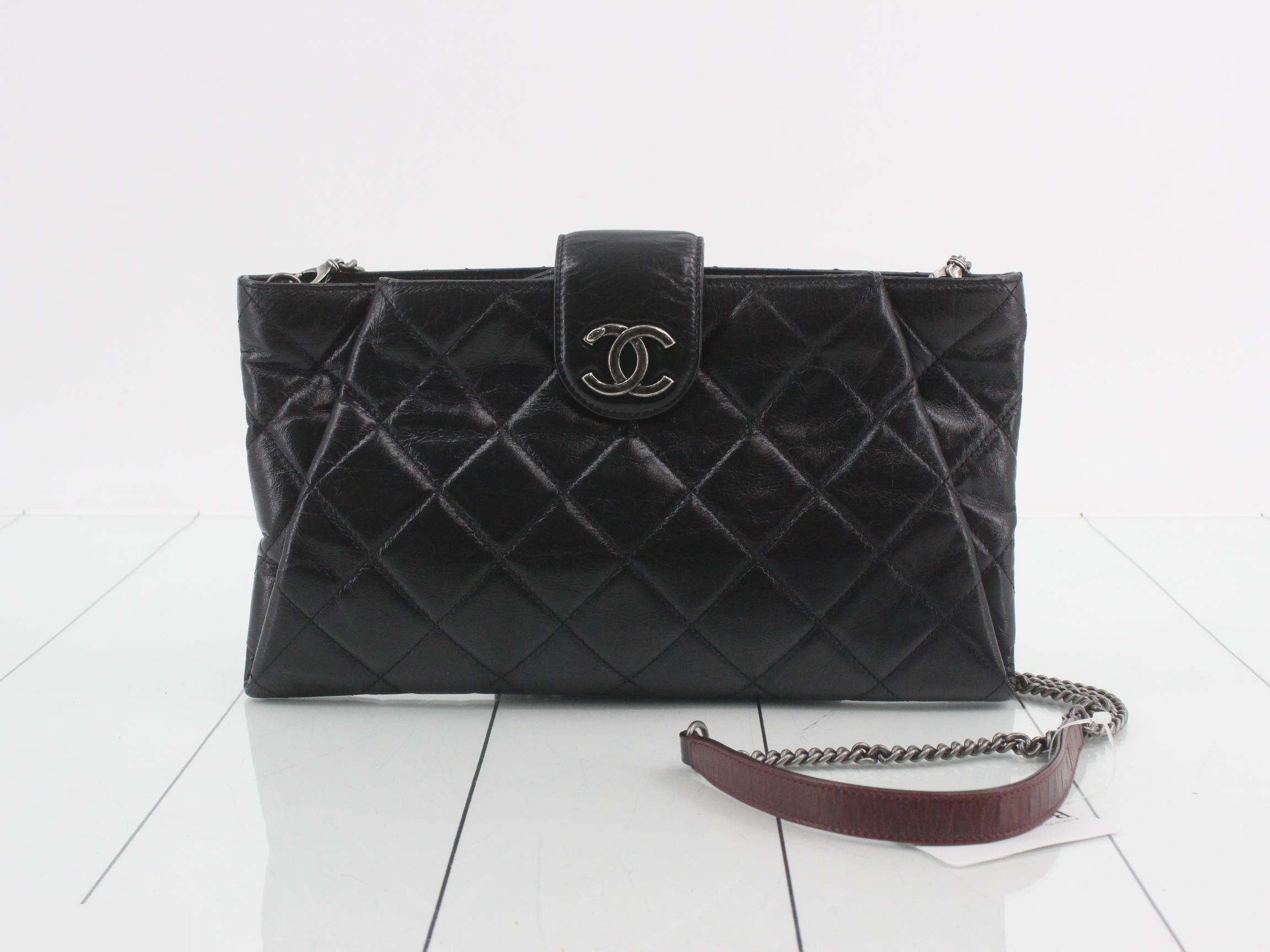 Matelassé (bag) - Shoulder bag
