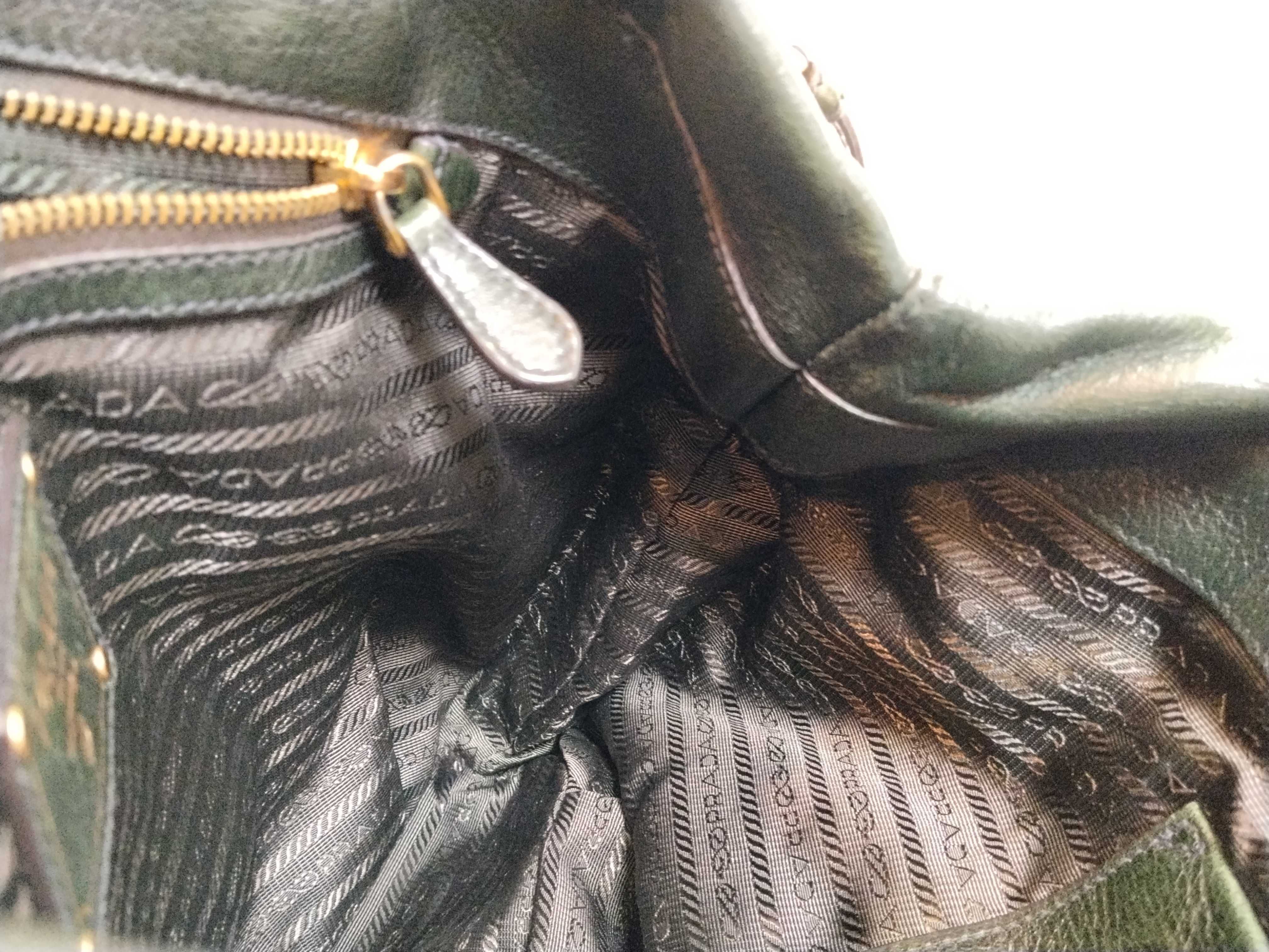 Green Leather Shirring Tote Bag (Handbag) — view 11