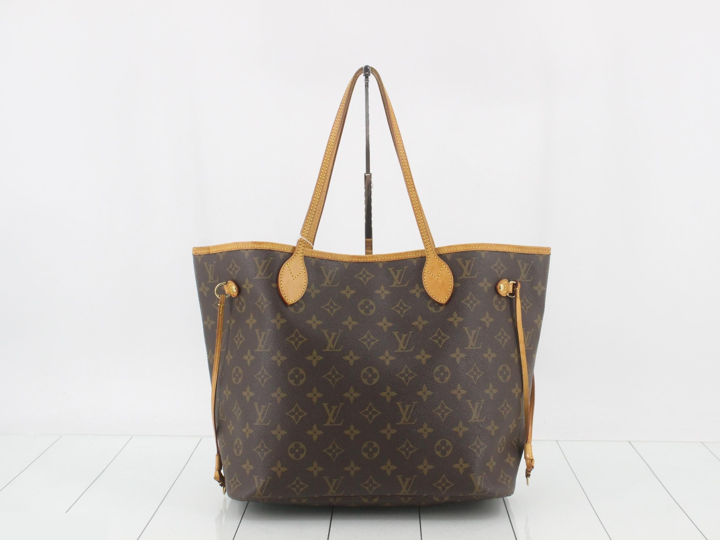 Neverfull MM M40156