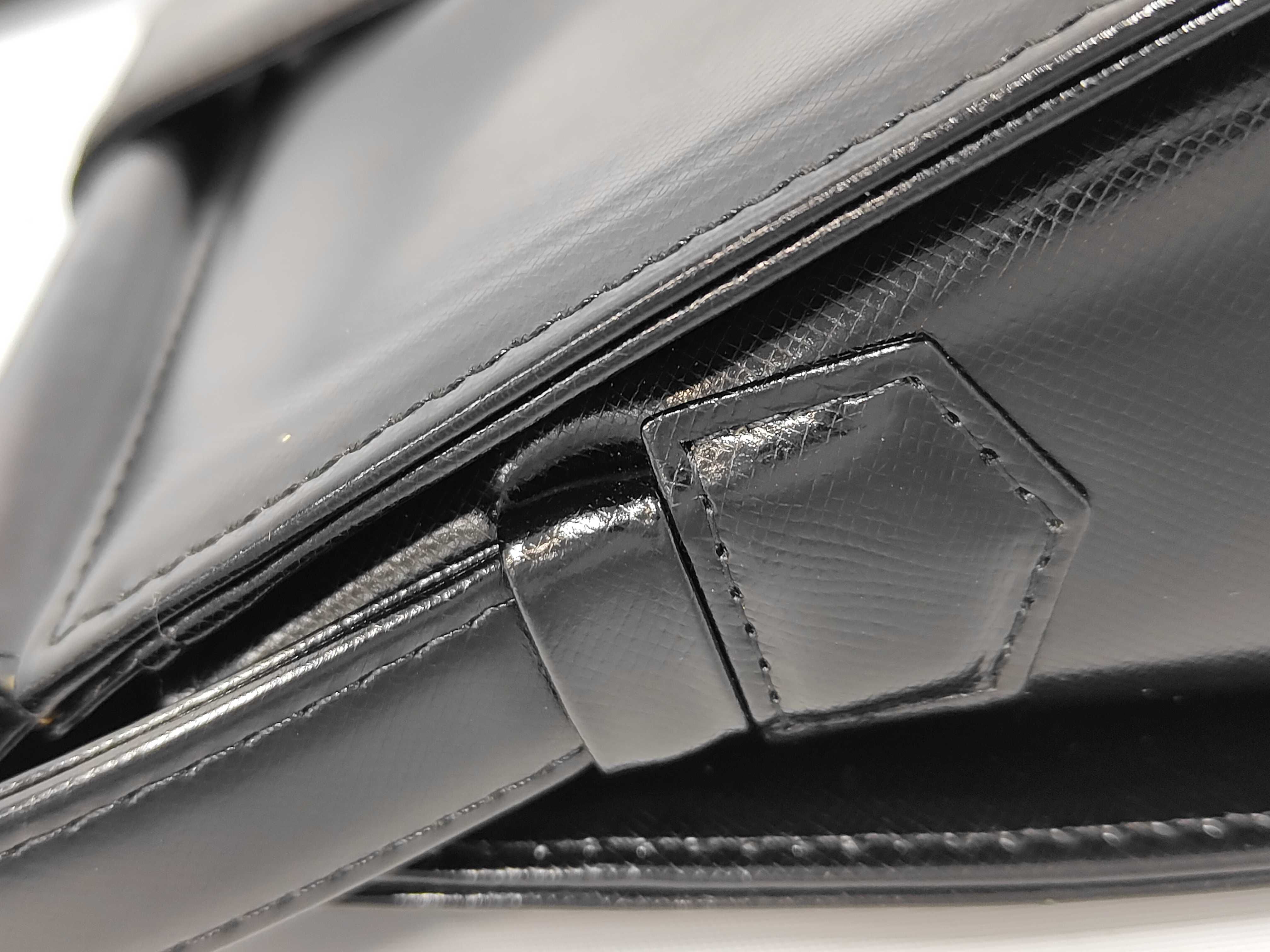 logo plate handbag, leather, black shoulder bag — view 7