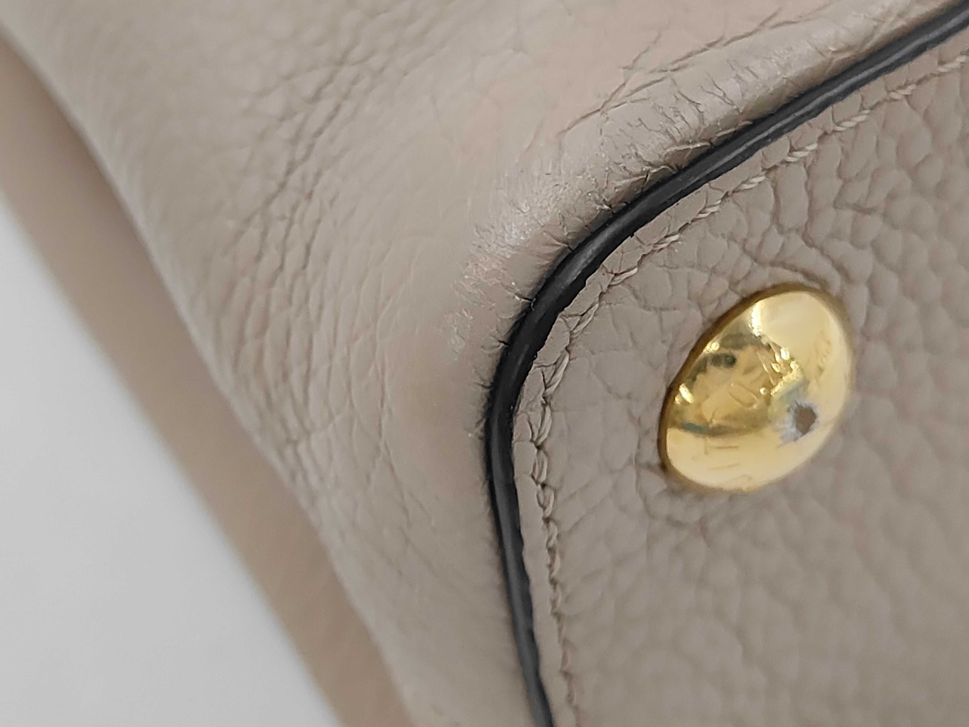Capucines BB Handbag — view 3