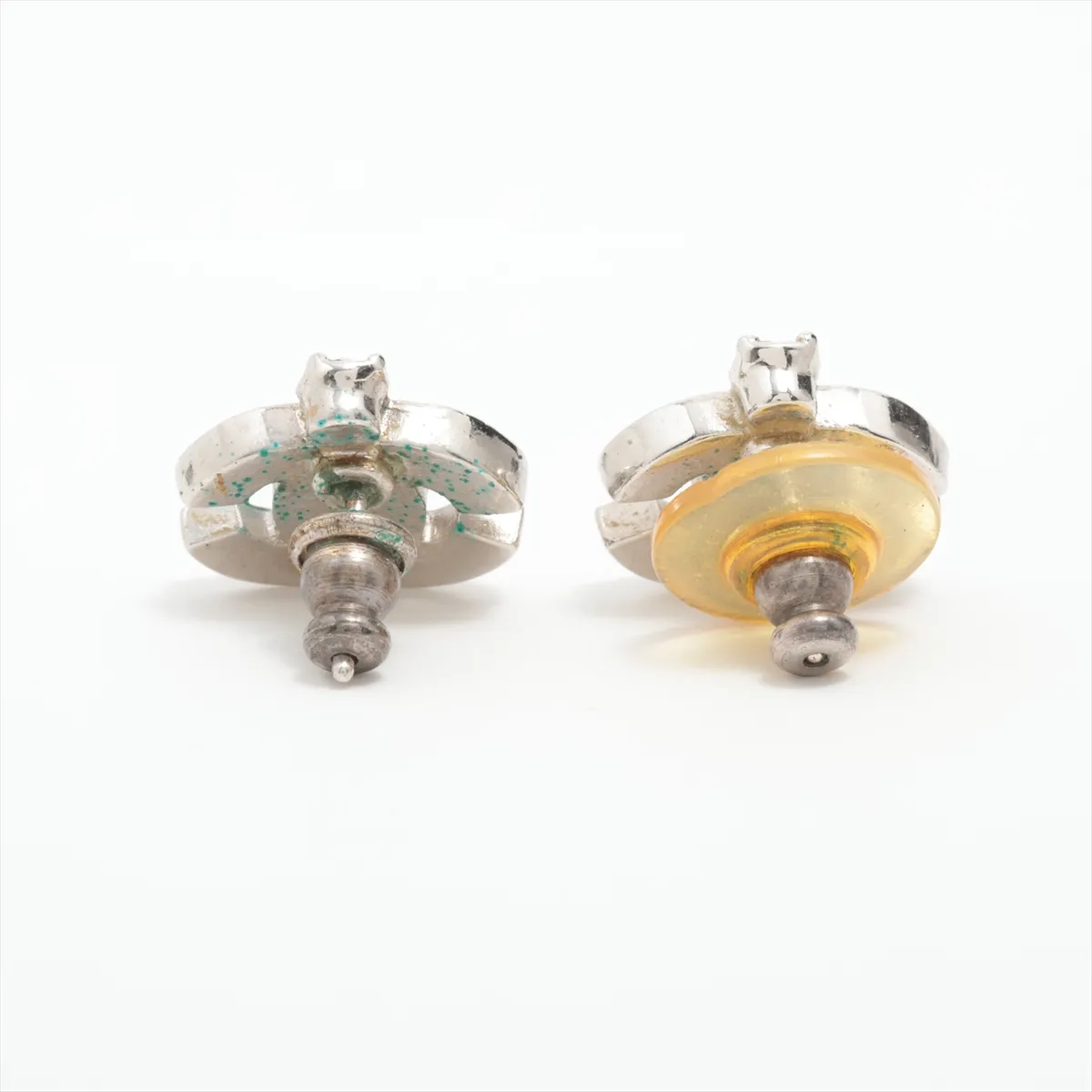 Cocomark 04P Earrings (for both ears) GP x Rhinestone Silver — view 2