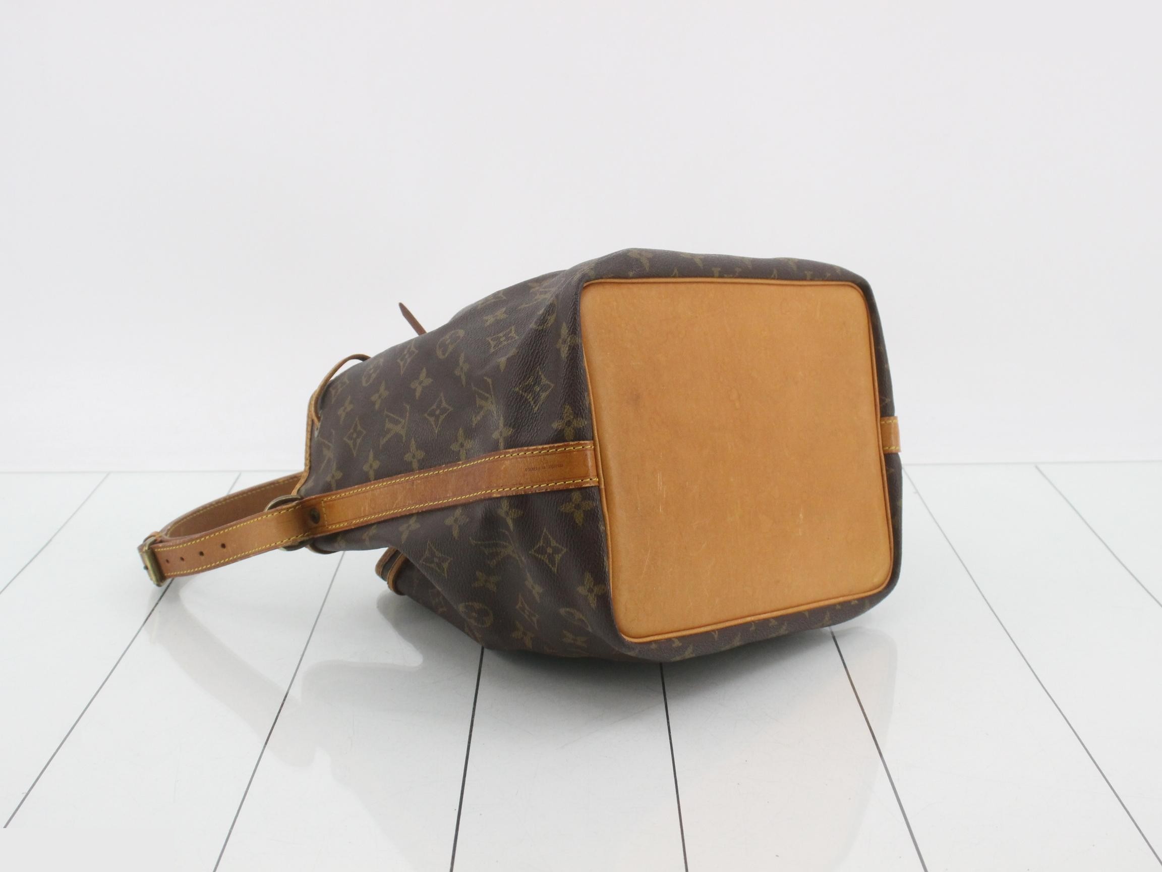 Noe Monogram Shoulder Bag — view 5