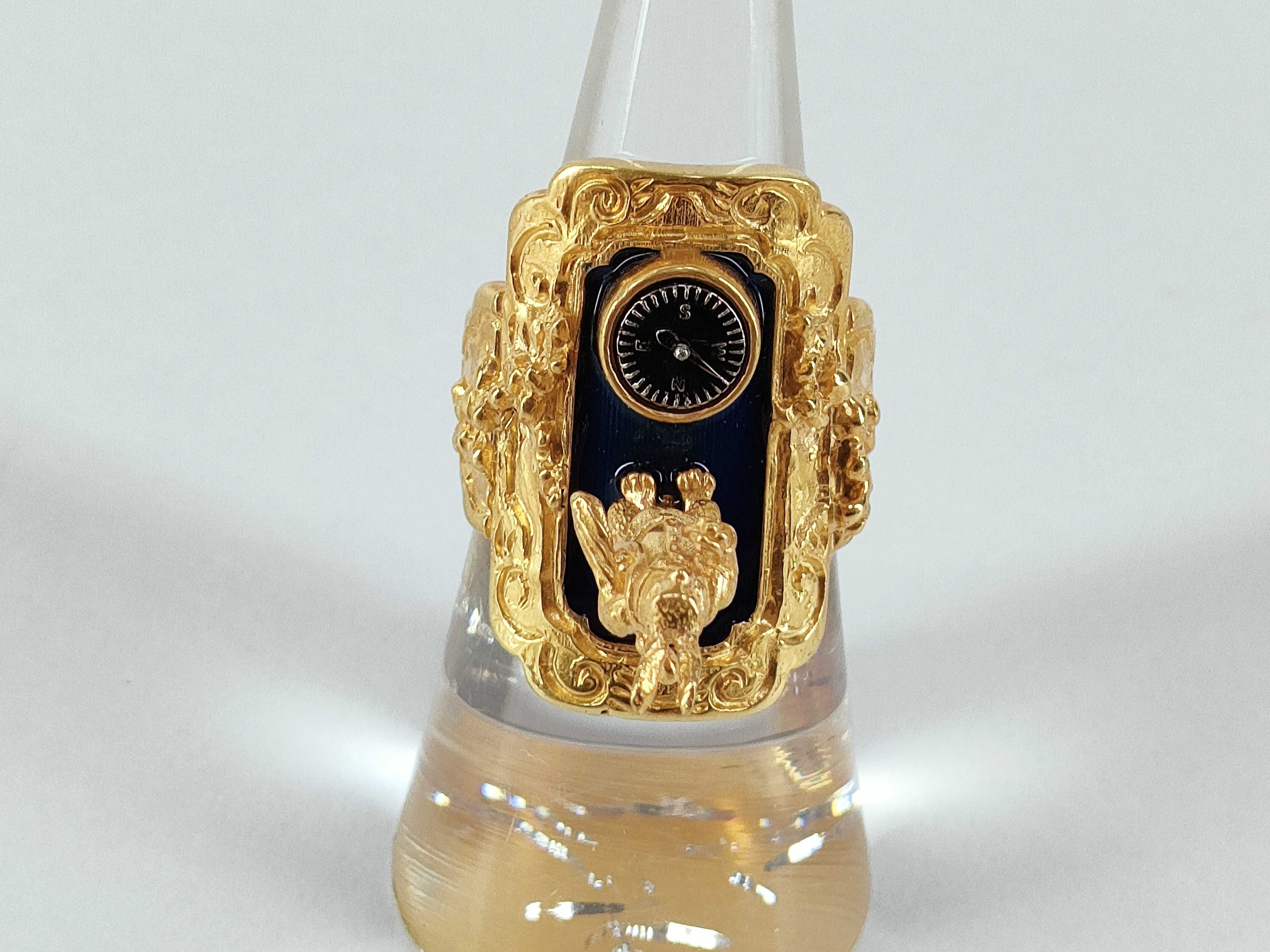 Dream Rabbit Ring