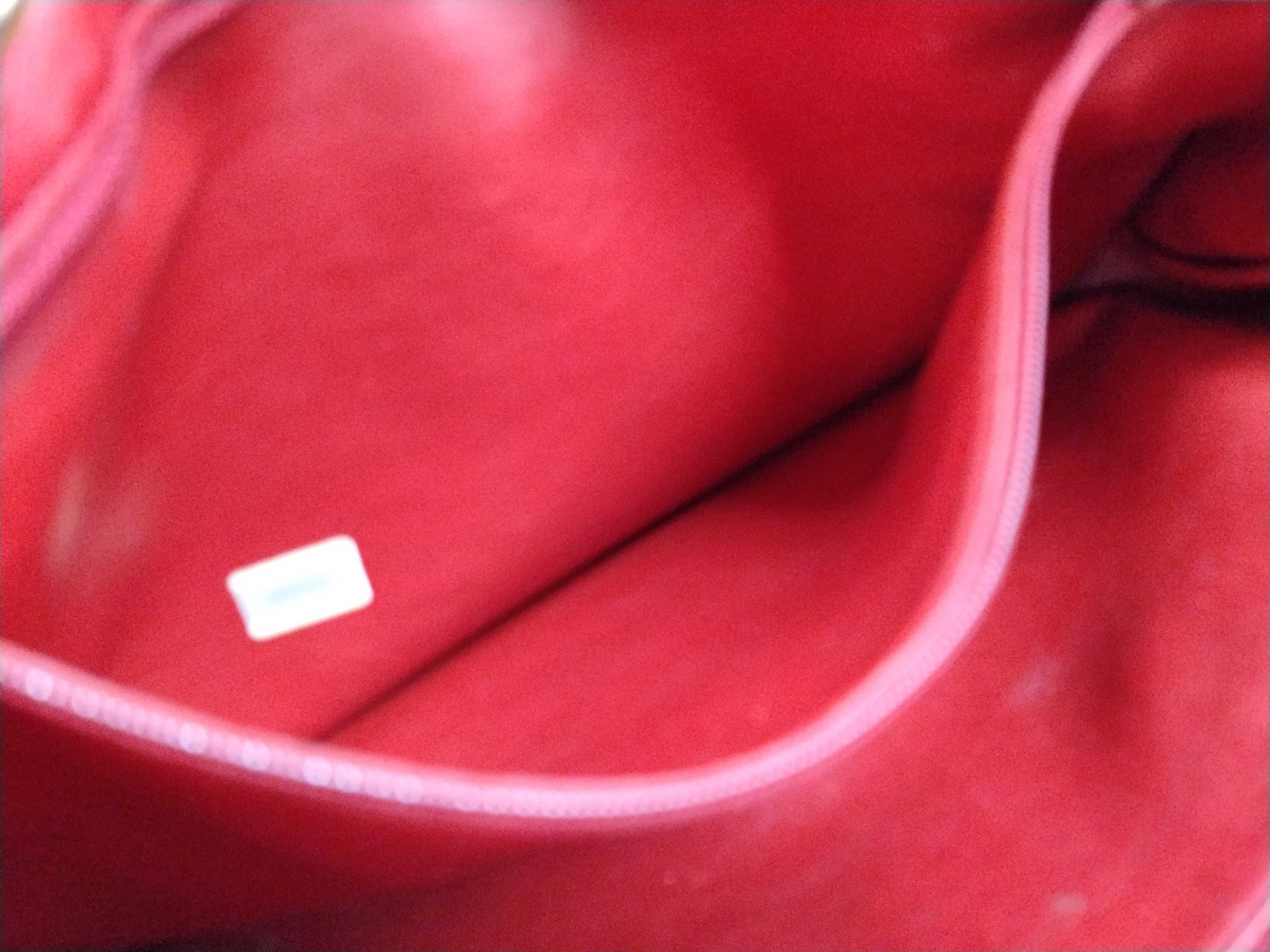 Lambskin Bicolore Chain Tote Bag — view 11