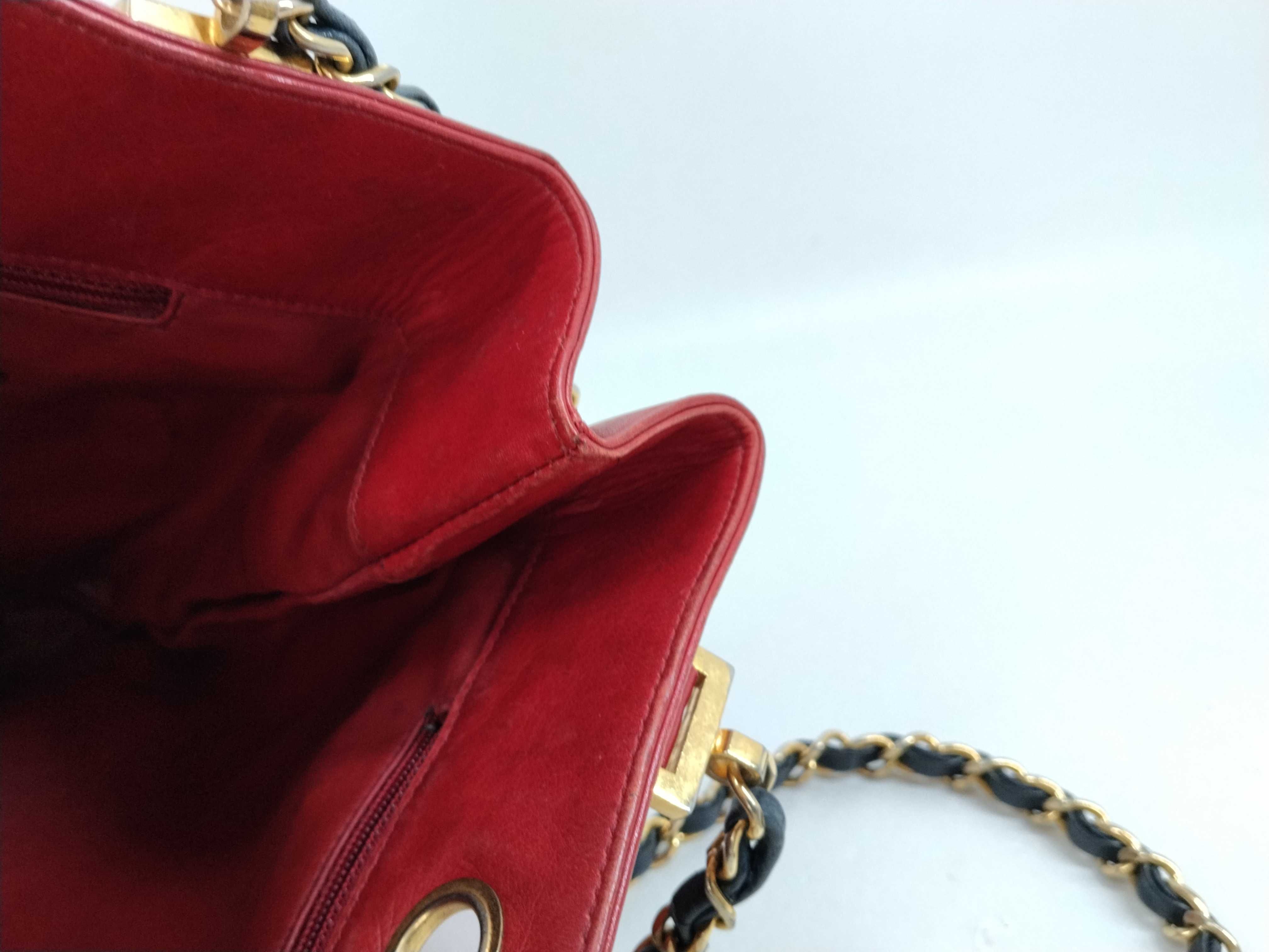 Lambskin Bicolore Chain Tote Bag — view 8