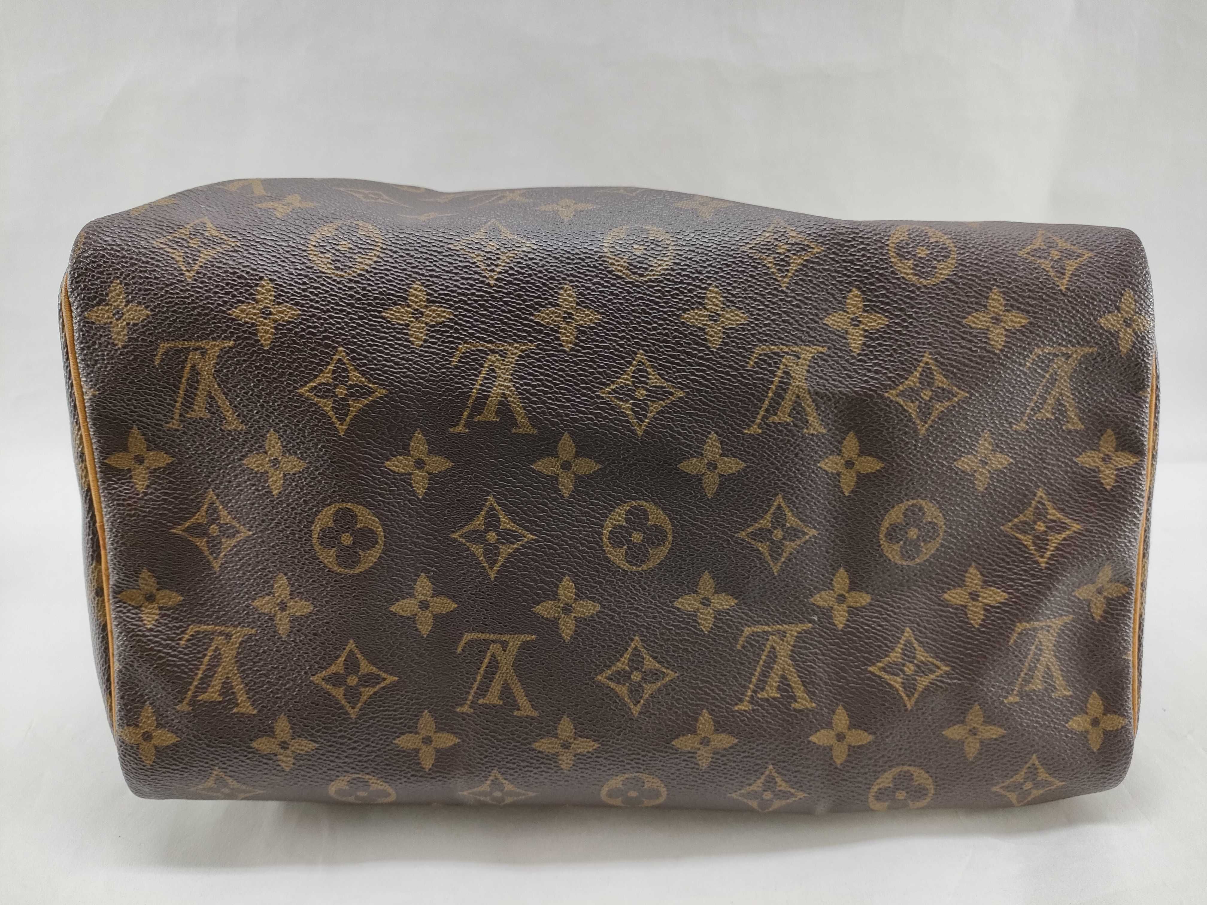 Monogram Louis Vuitton Speedy 30 Monogram Handbag — view 8